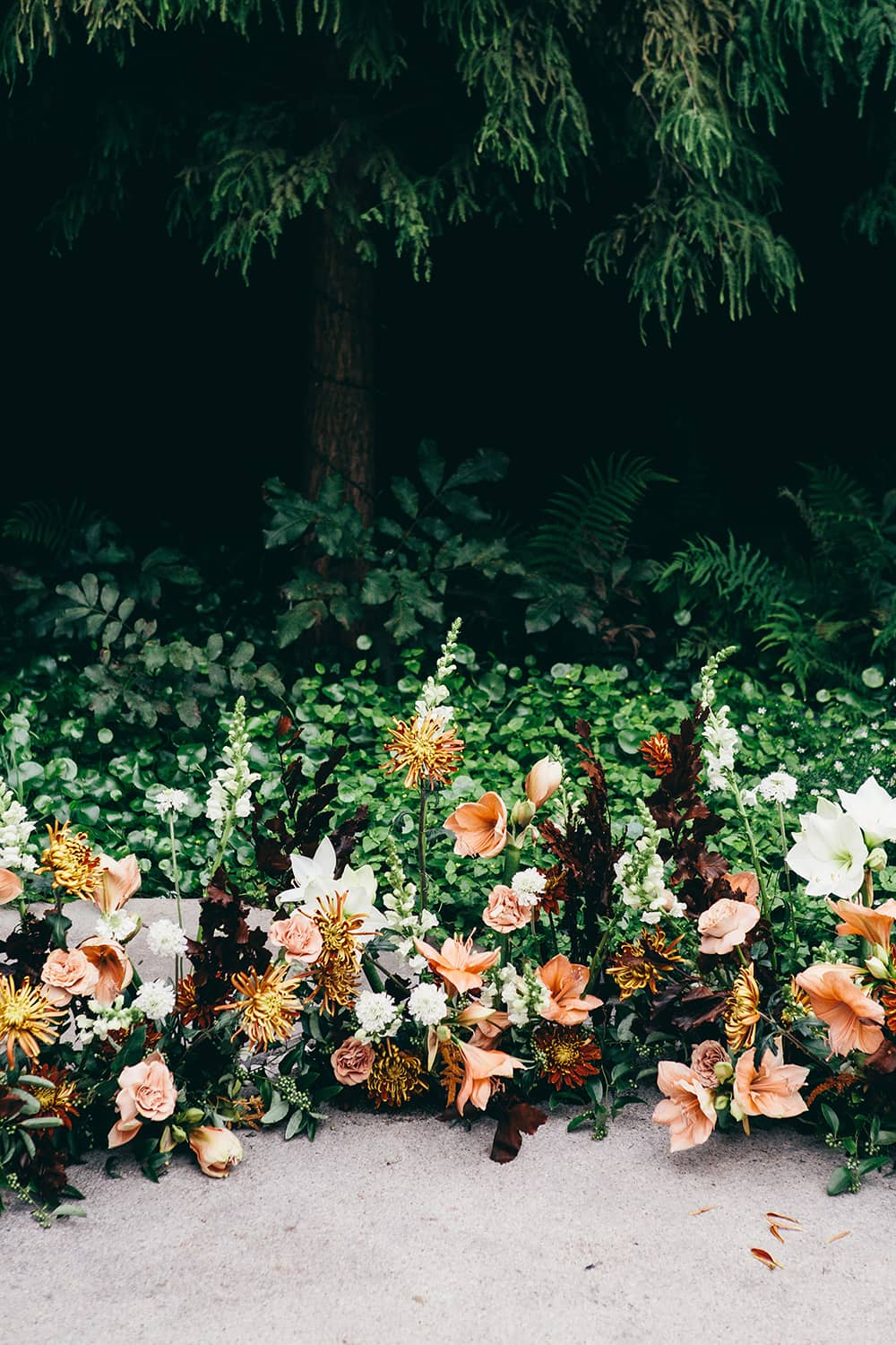 Portland-florist-wedding-ceremony-ground-floral-arch.jpg