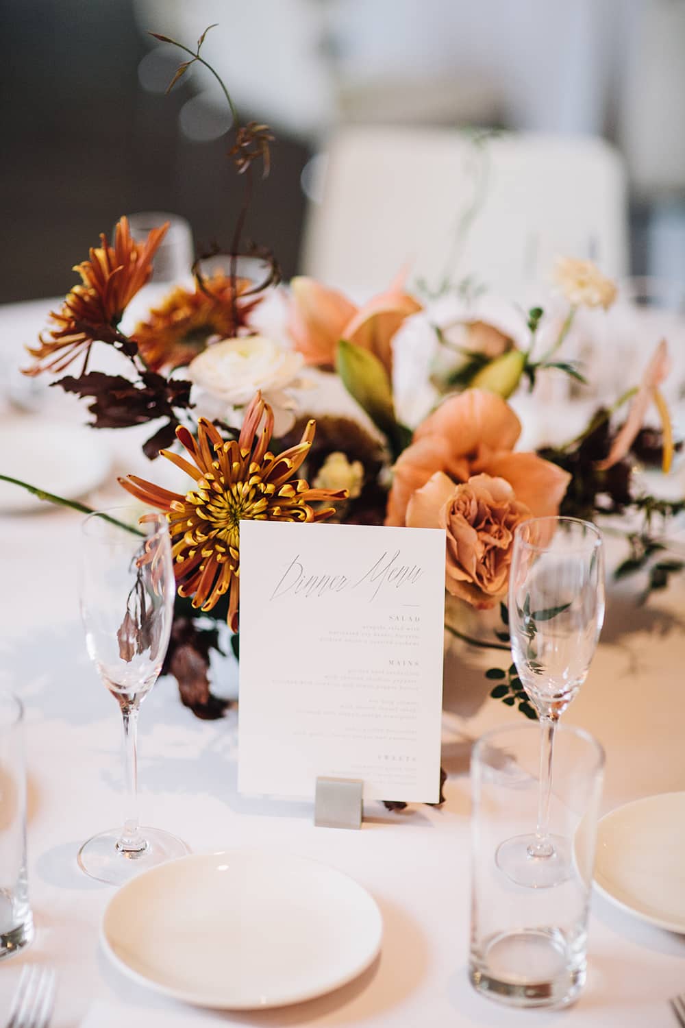 Portland-florist-wedding-reception-table-flower-arrangement.jpg