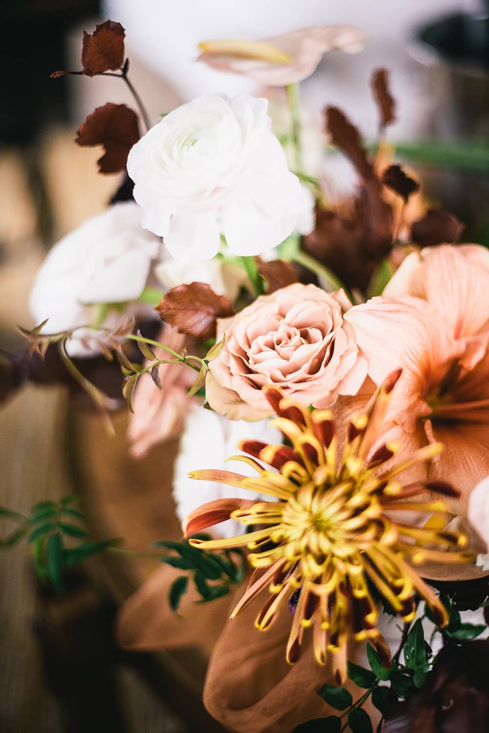 Portland-oregon-florist-wedding-table-florwers.jpg