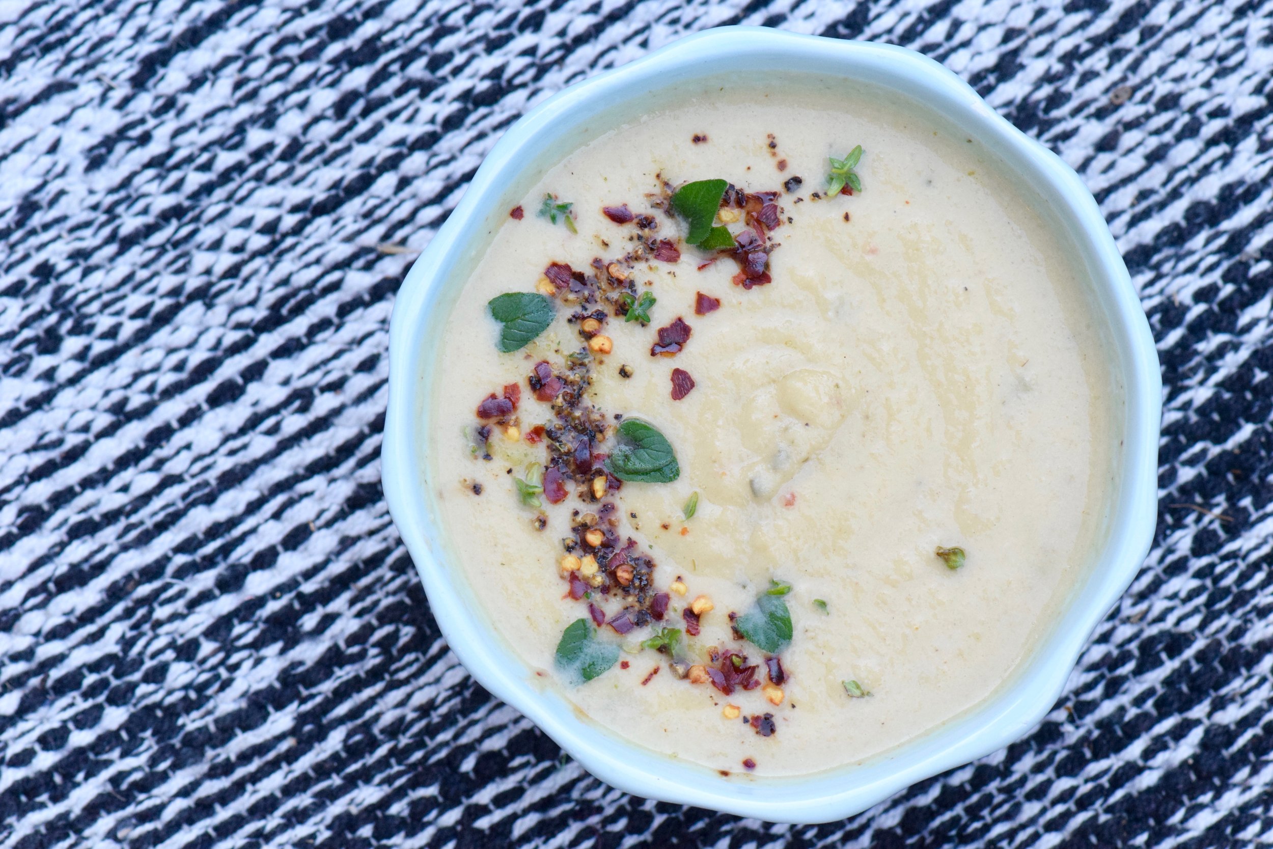 ROASTED CAULIFLOWER SOUP WITH FRESH HERBS