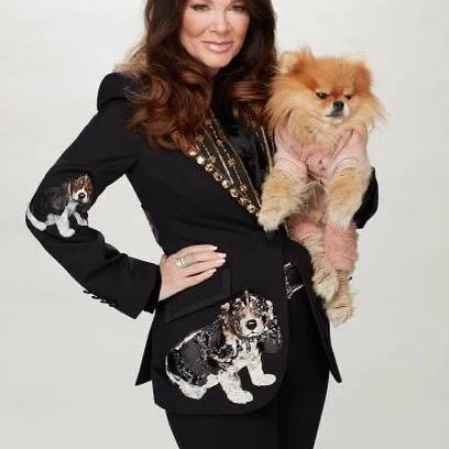Domenico Dolce made this unique jacket, we share a love for dogs, after he came for lunch at Villa Rosa, darling man #DolceGabbana ... it appears on Pooch Perfect lol 😂 who&rsquo;d ever thought! and of course Puffy from the pound 💕