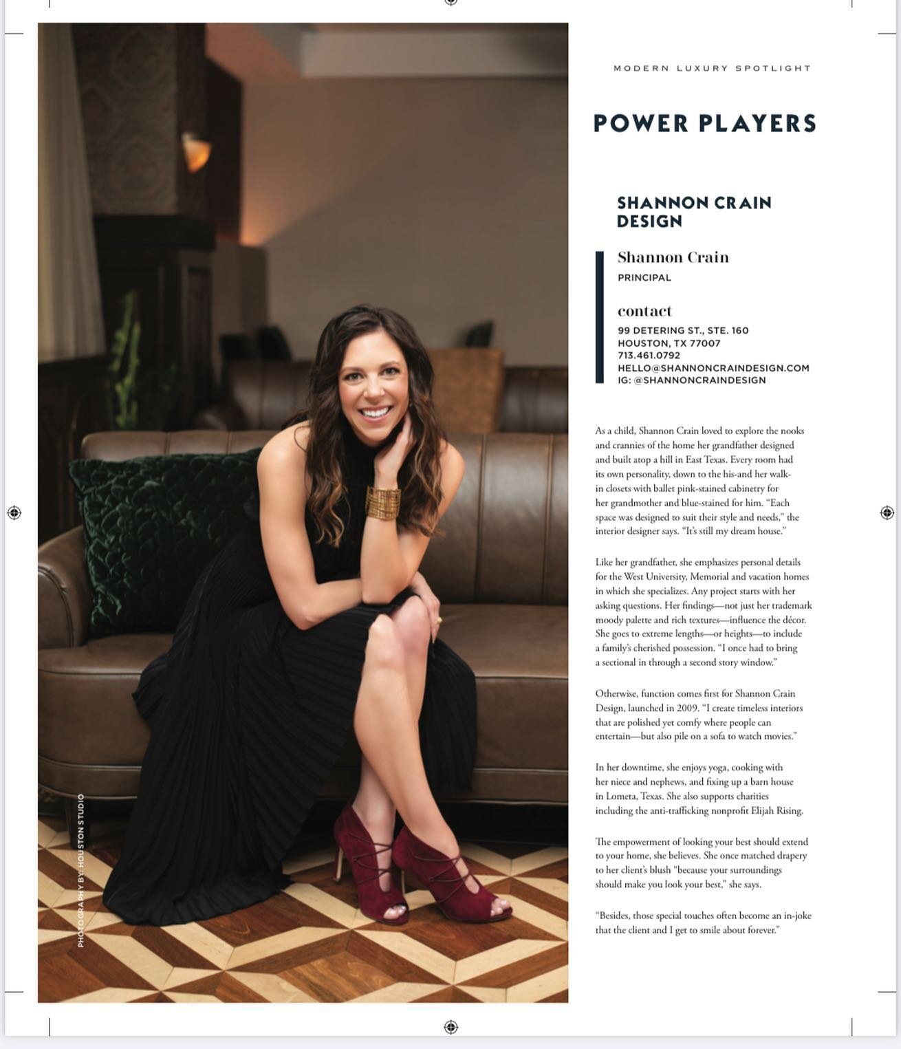 Smiling bc it&rsquo;s Friday, but mostly bc I&rsquo;m extremely honored to be included in the @modernluxury &ldquo;Power Players&rdquo;! If you&rsquo;re new here, welcome to SCDesign!💪🏼🖤⚡️photo: @houstonstudioinc styling: @simonsayssaks makeup/hai