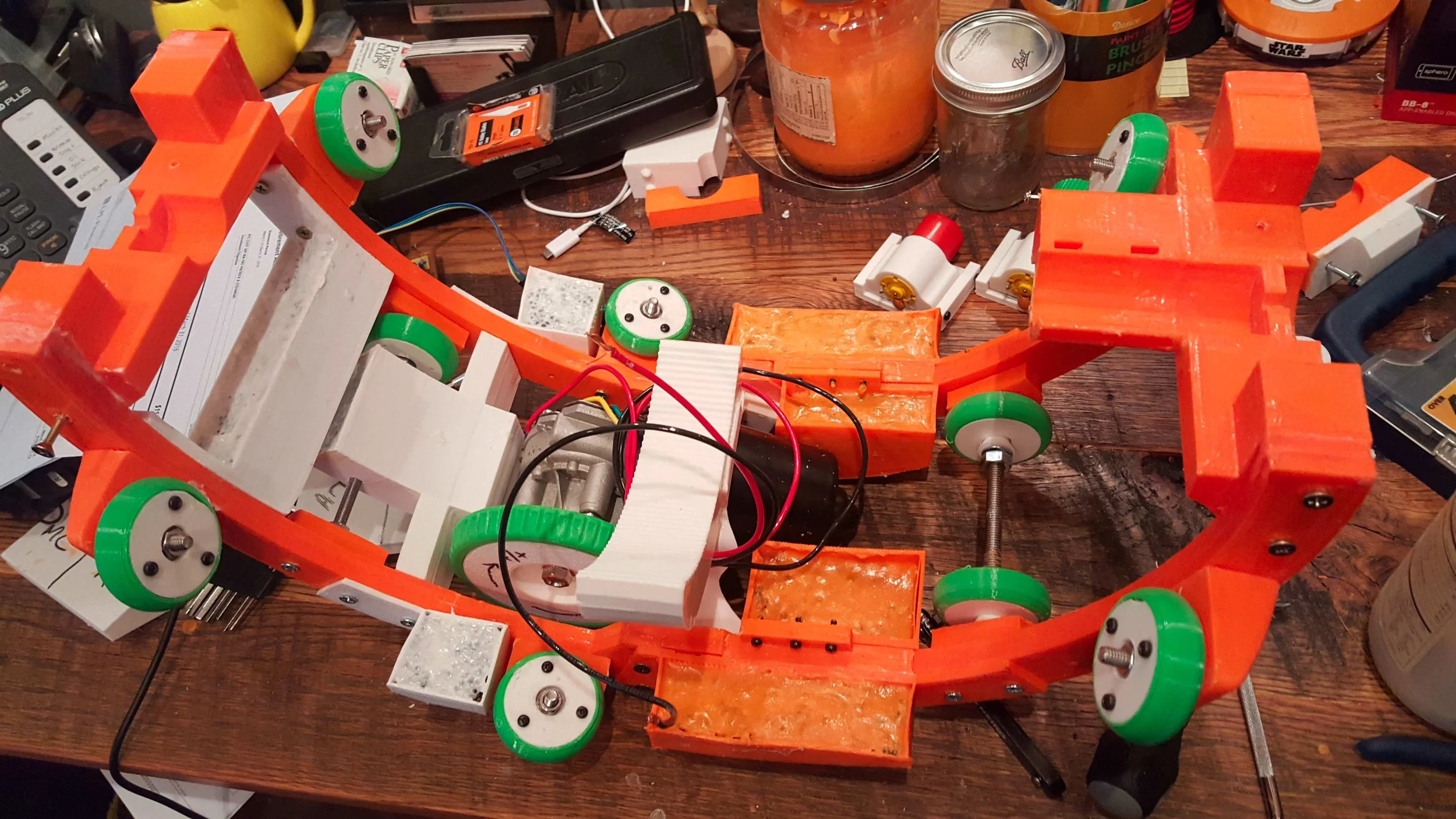 So I quckly printed more parts and really loaded up that front side with mass to balance it out. As expected, I overshot, and now the front side was too heavy.