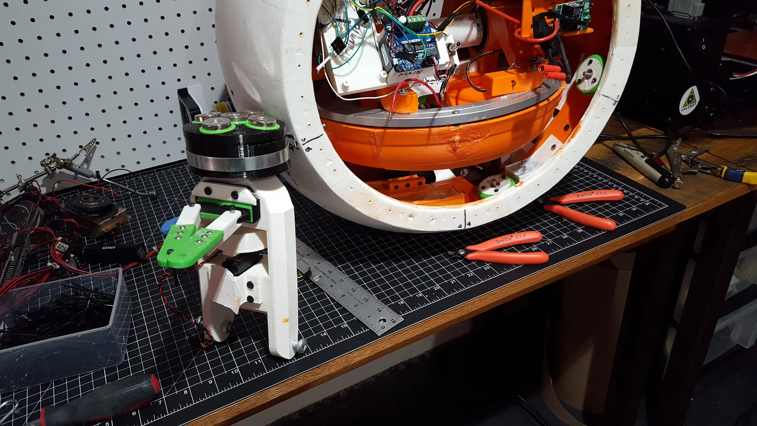 The first thing I did was take out my old head control arm. I needed to reconfigure the magnets. 