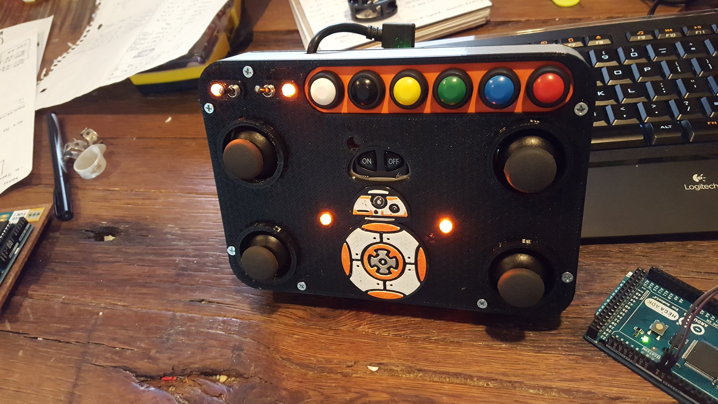 Lastly i built a new controller! It controls the head and the body and even has the integrated switch for the 12v power on/off. It's a great controller! I made a a little slideshow of the build. I even have some assebmly video shot if anyone really cares to see that. 
