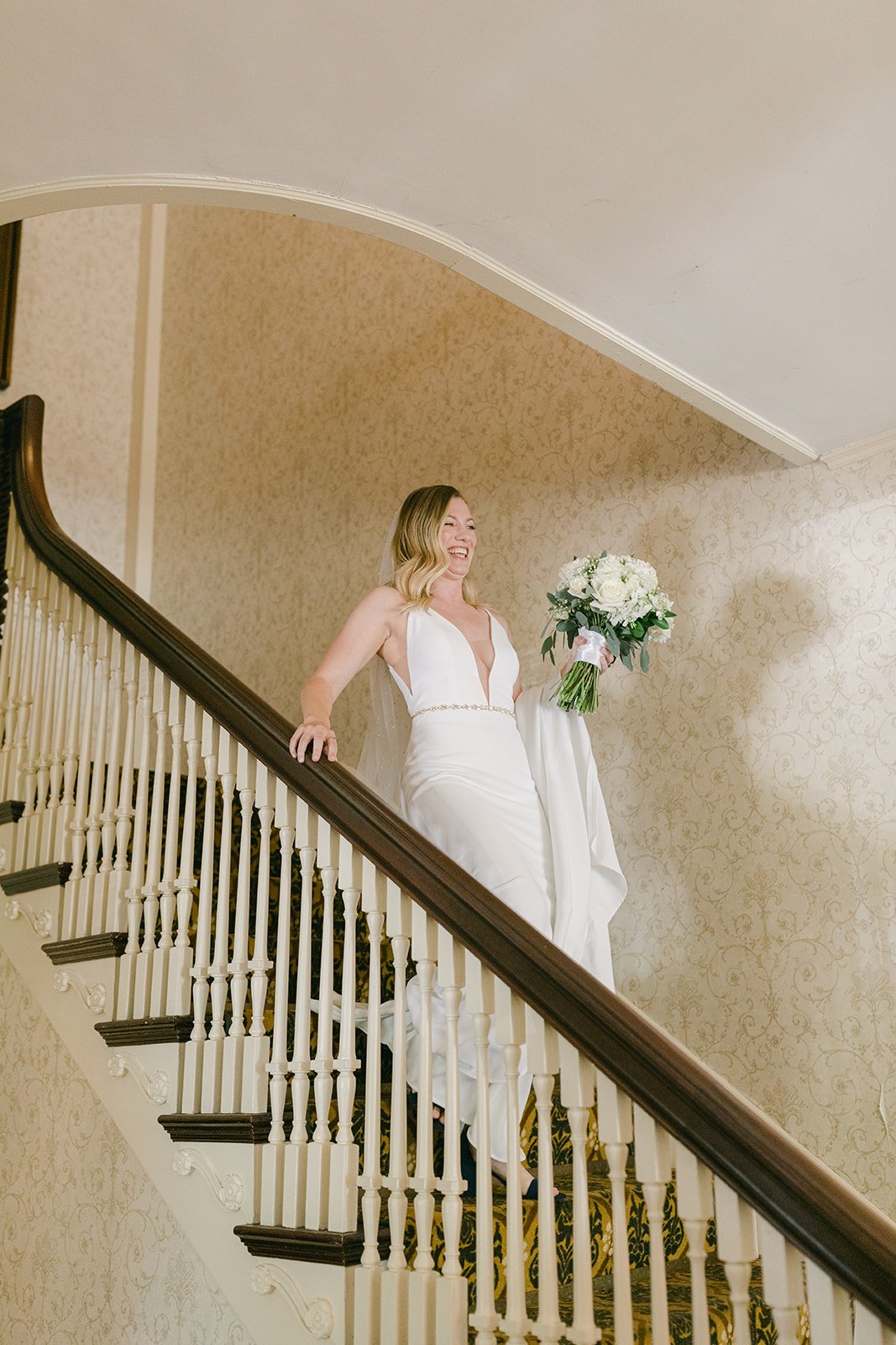 Inn-at-Mystic-Haley-Mansion-Wedding-Photographer-Cora-Jane-Photography29.jpg