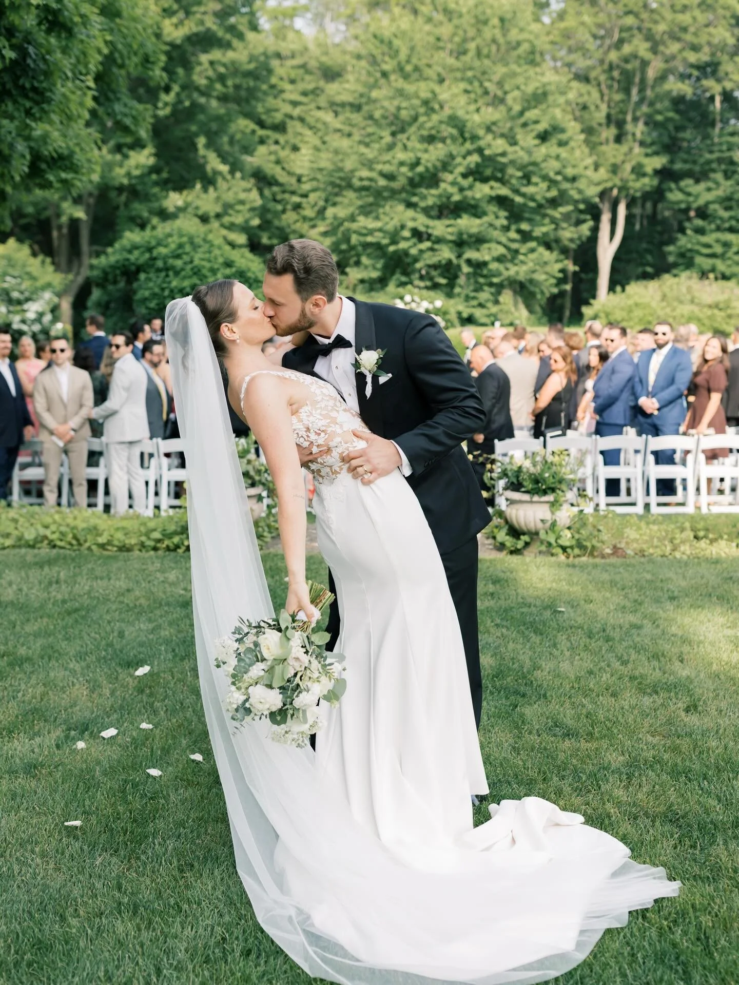An Elegant Summer Wedding at Smith Farm Gardens 

Photographer: @corajanephoto
Venue: @smithfarmgardensct
Florist: @rebelrosefloral
Hair &amp; Makeup: @eyeforbeautyct
Keepsake Envelope: @nobhilljane
Catering: @davidalanhospitalitygroup
Officiant: Tra