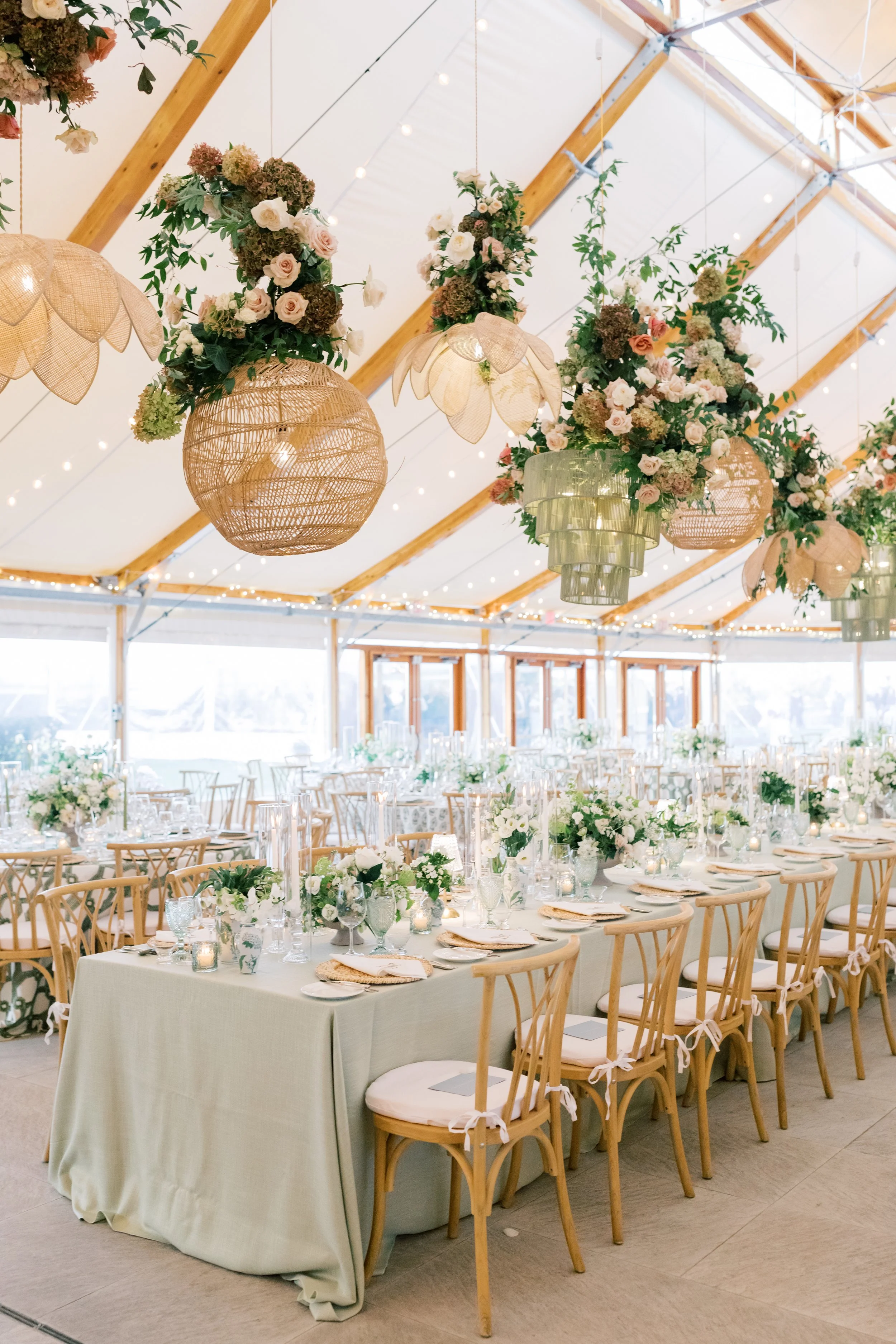 Castle-Hill-Inn-Newport-Wedding-Cora-Jane-Photography.jpg
