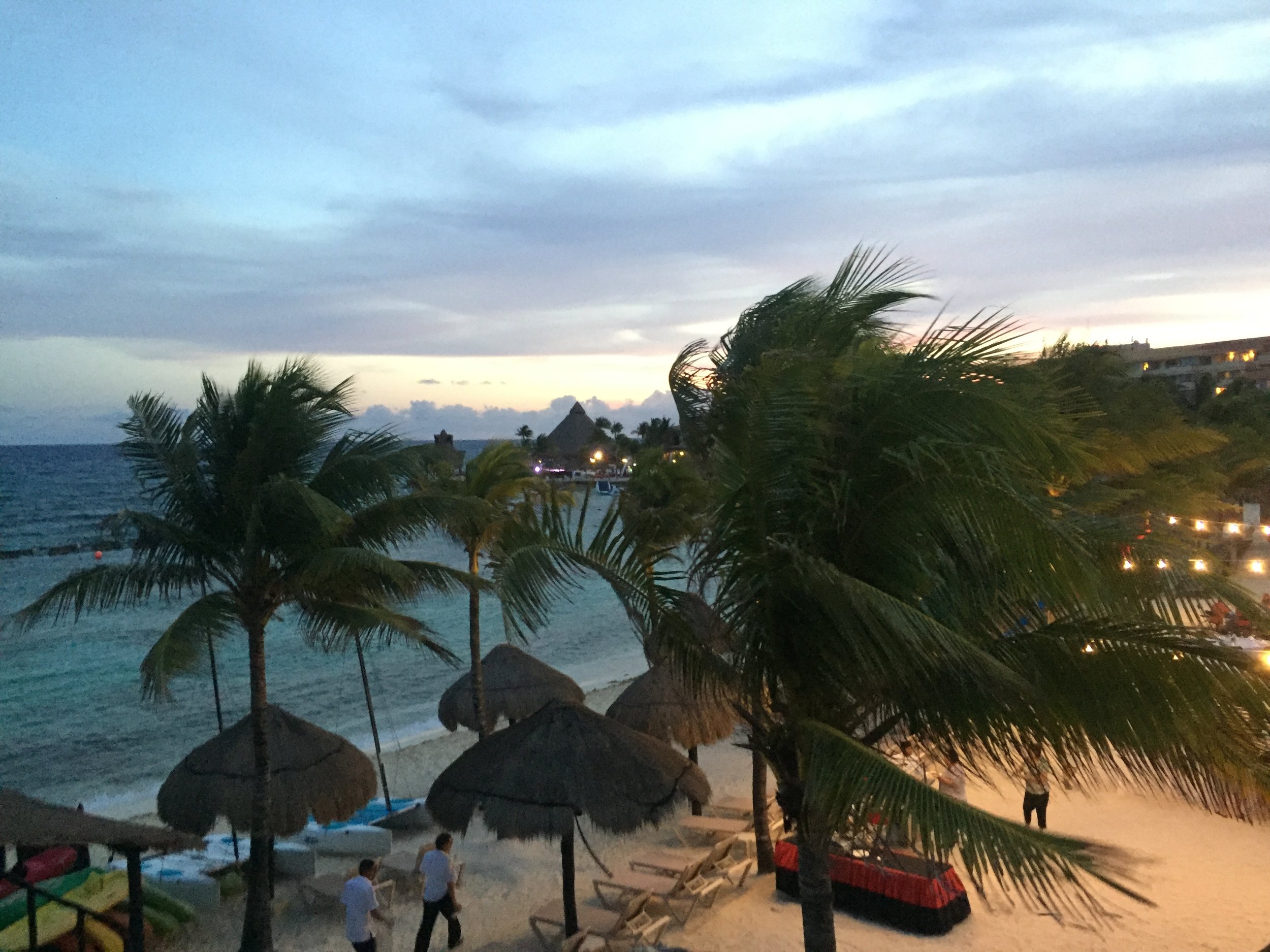 Not a bad dinna view.
