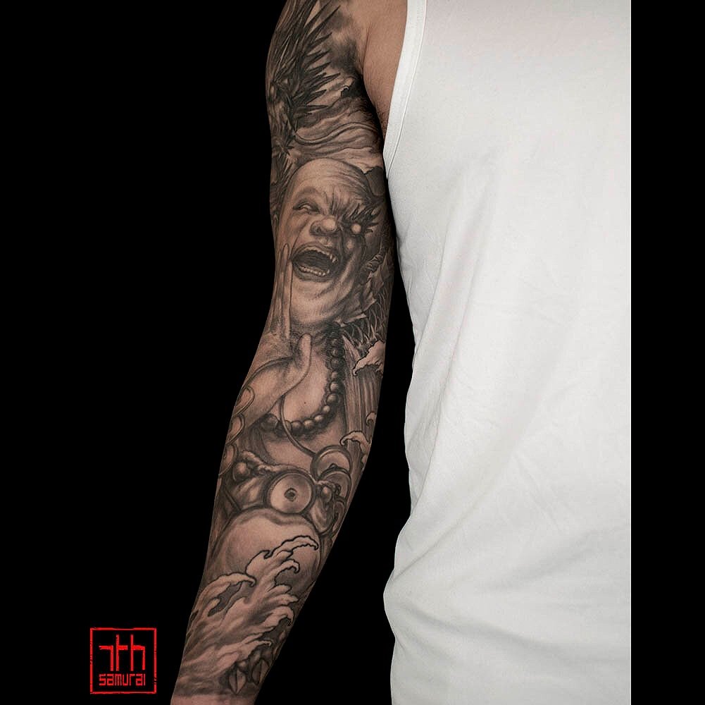 asian tattoo artist at convention show 2022 Men's Buddha beads dragon in sun money frog water lucky coins sleeve kai 7th samurai edmonton Canada best asian tattoo artist 2020