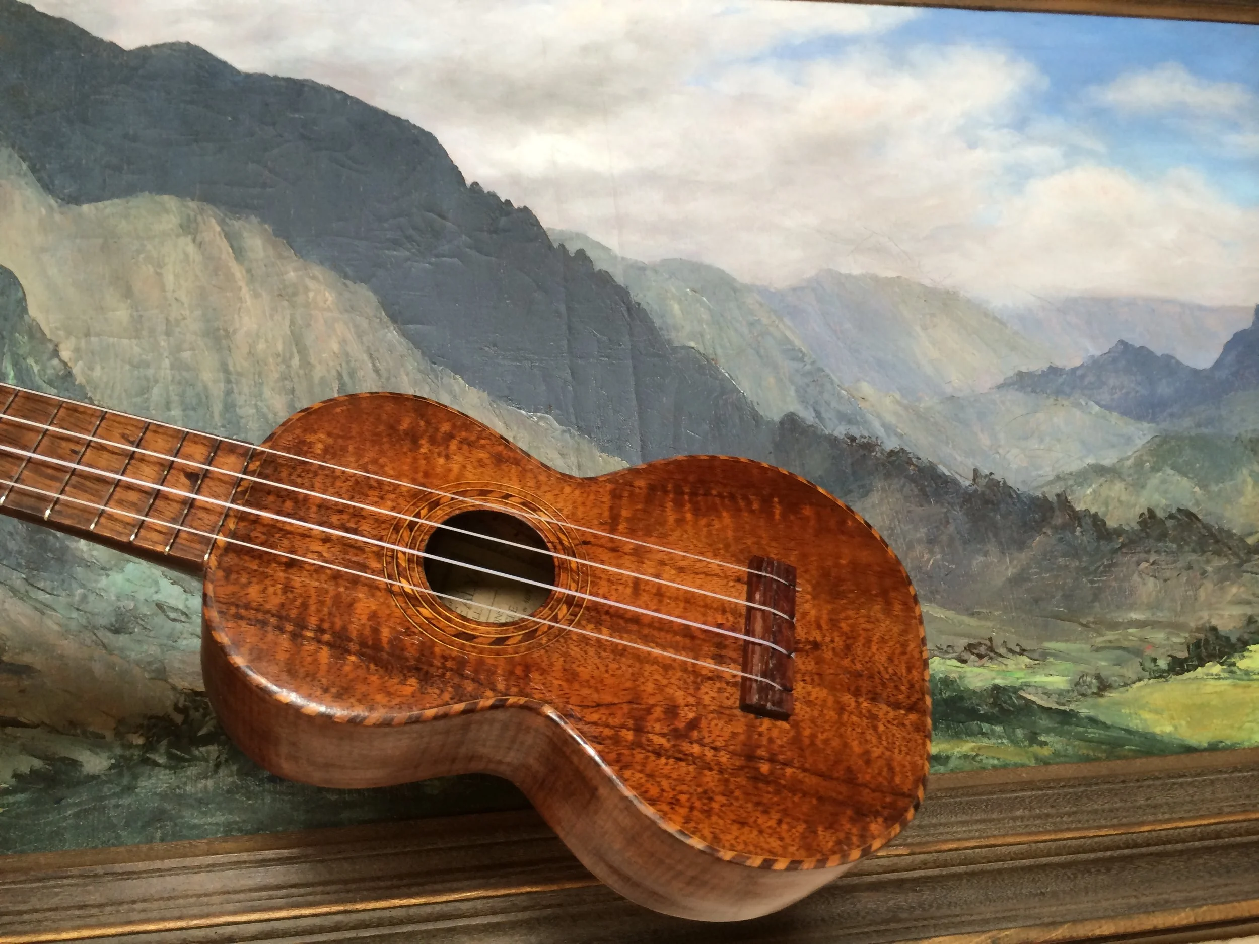 With the Ko'olau mountains again! 