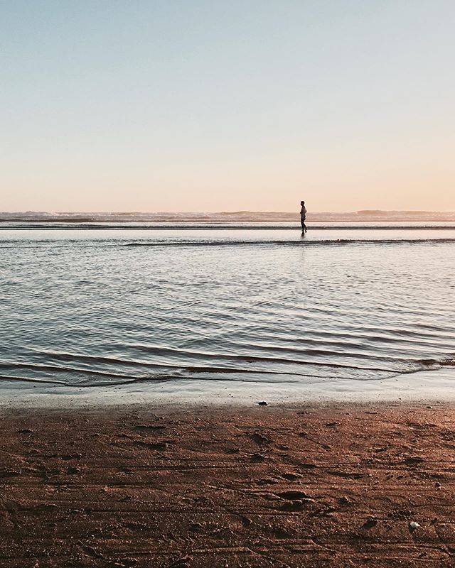 This 85&deg; degree weather today got me thinking about driving to the Oregon Coast. #chasingsunsets #throwitback