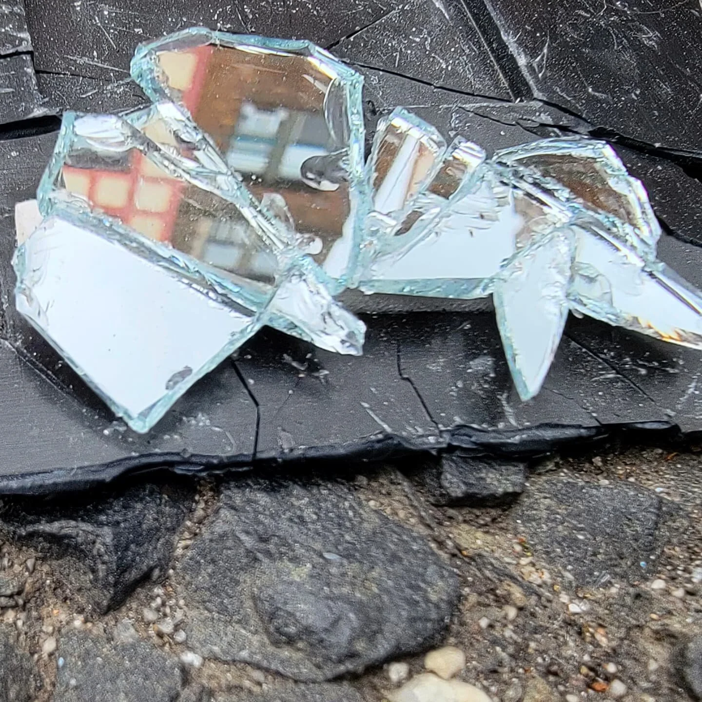 #traveldeeper #androidography #womenphotograph #cellphonephotography #ifounditlikethis #jerseycityphotographer #jerseycityartist #nofilter #lensculturephotography #venezuelanartist #colombianartist #saicalumni #speosalumni #artduringcovid19 #abstract