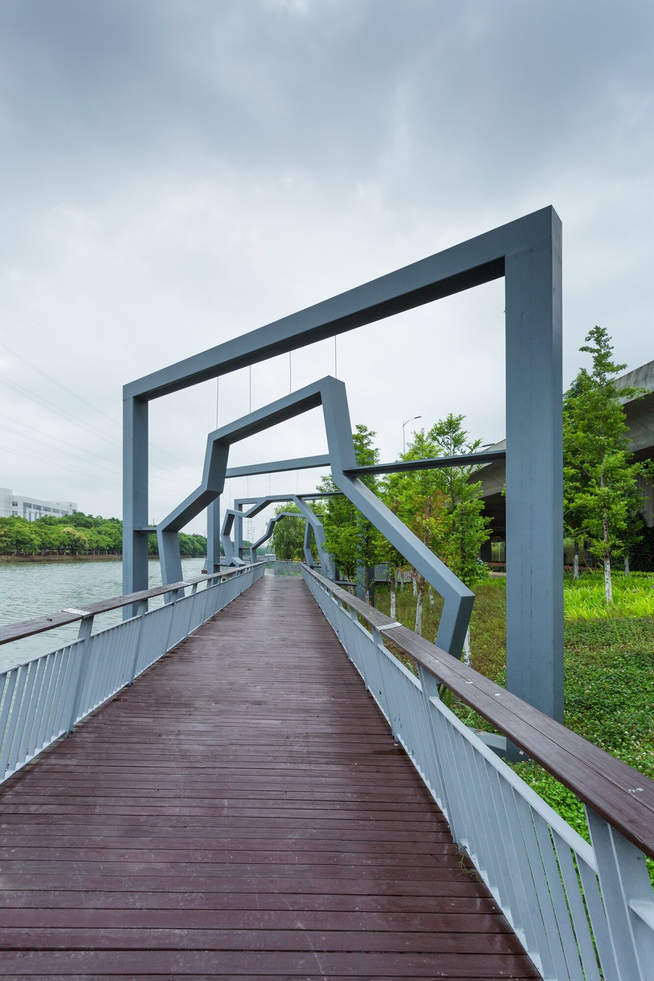 11-南线（连接段）-实景.jpg