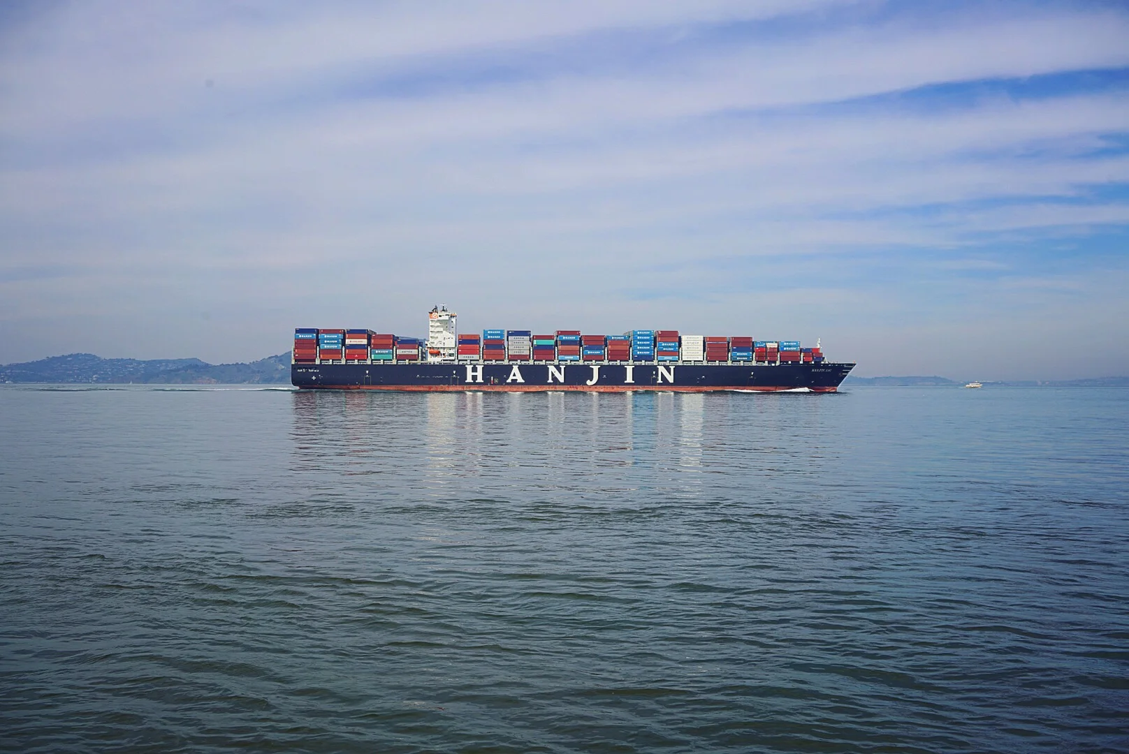 Shipping barge.JPG