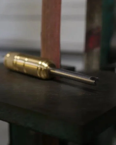 nib-holder-brass-2.jpg