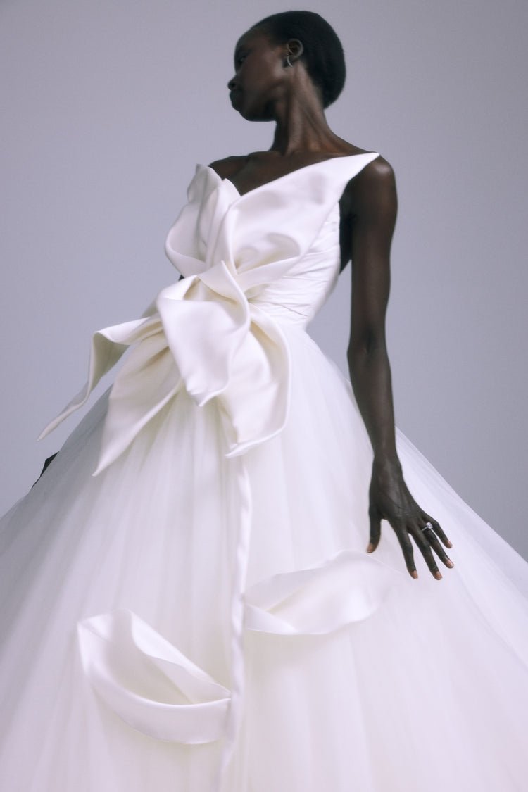 Bow Bridal Trend: Amsale 'Orchid' Wedding Gown