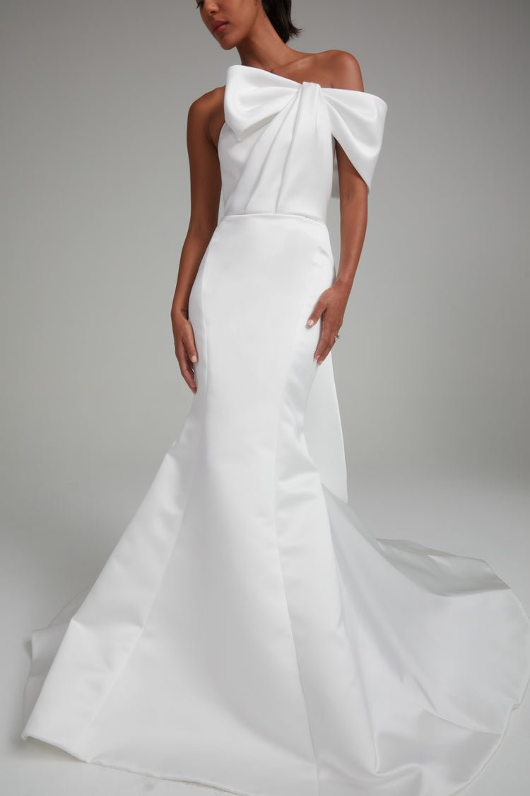 Bow Bridal Trend: Amsale 'Nori' Wedding Gown