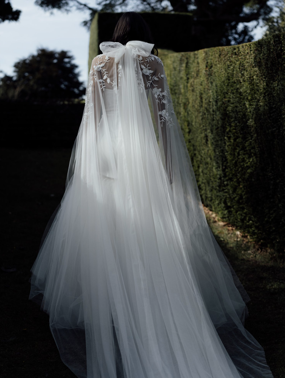 Removable Cape Bridal Trend: Halfpenny London Jubilee Cape