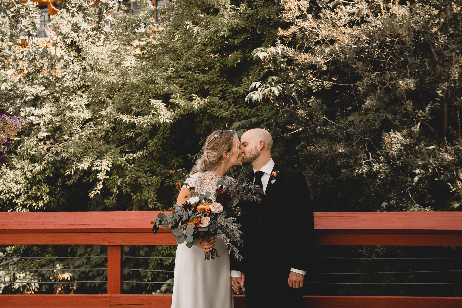 Brentwood Bay Restort Wedding