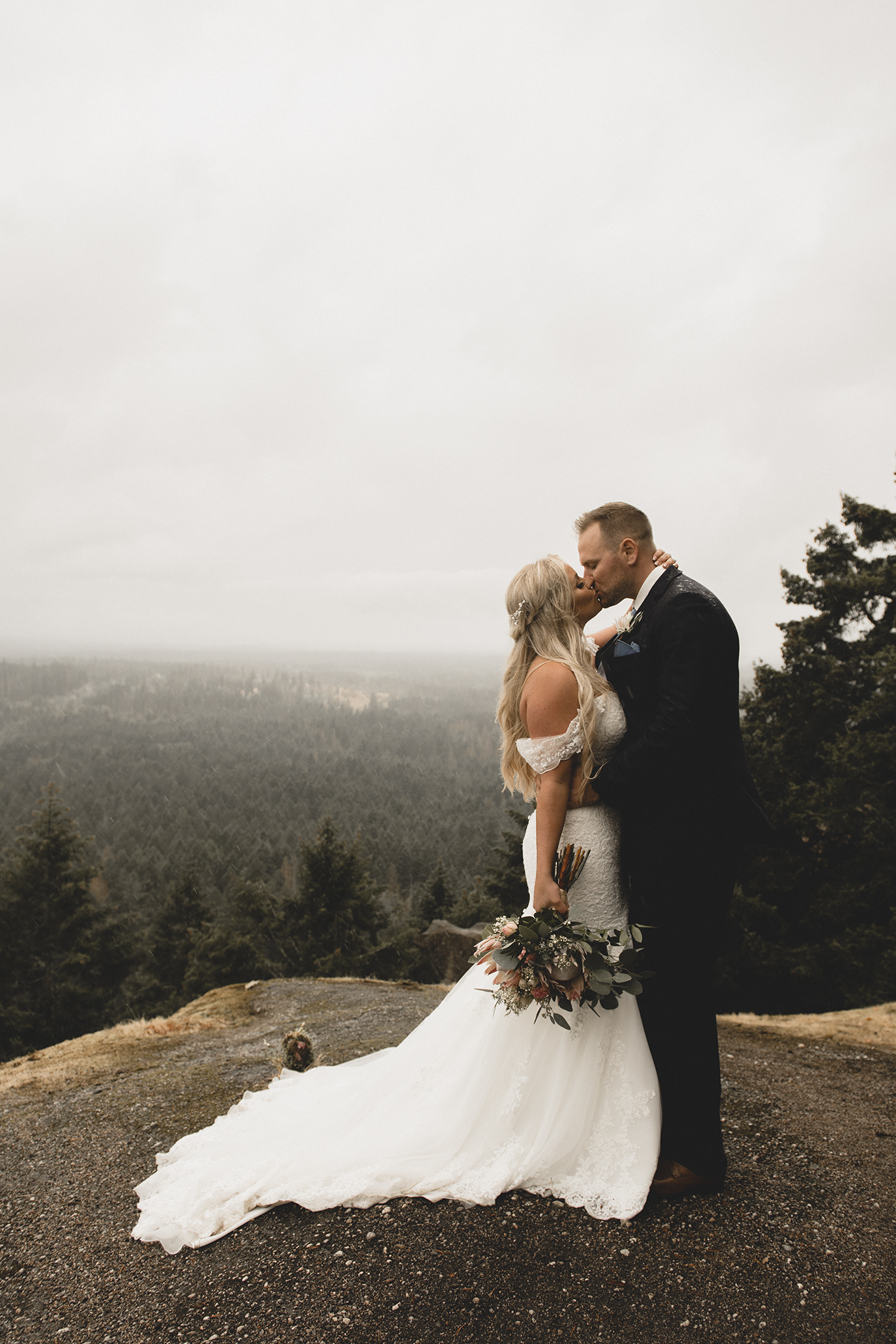 Little Mountain Parksville Wedding
