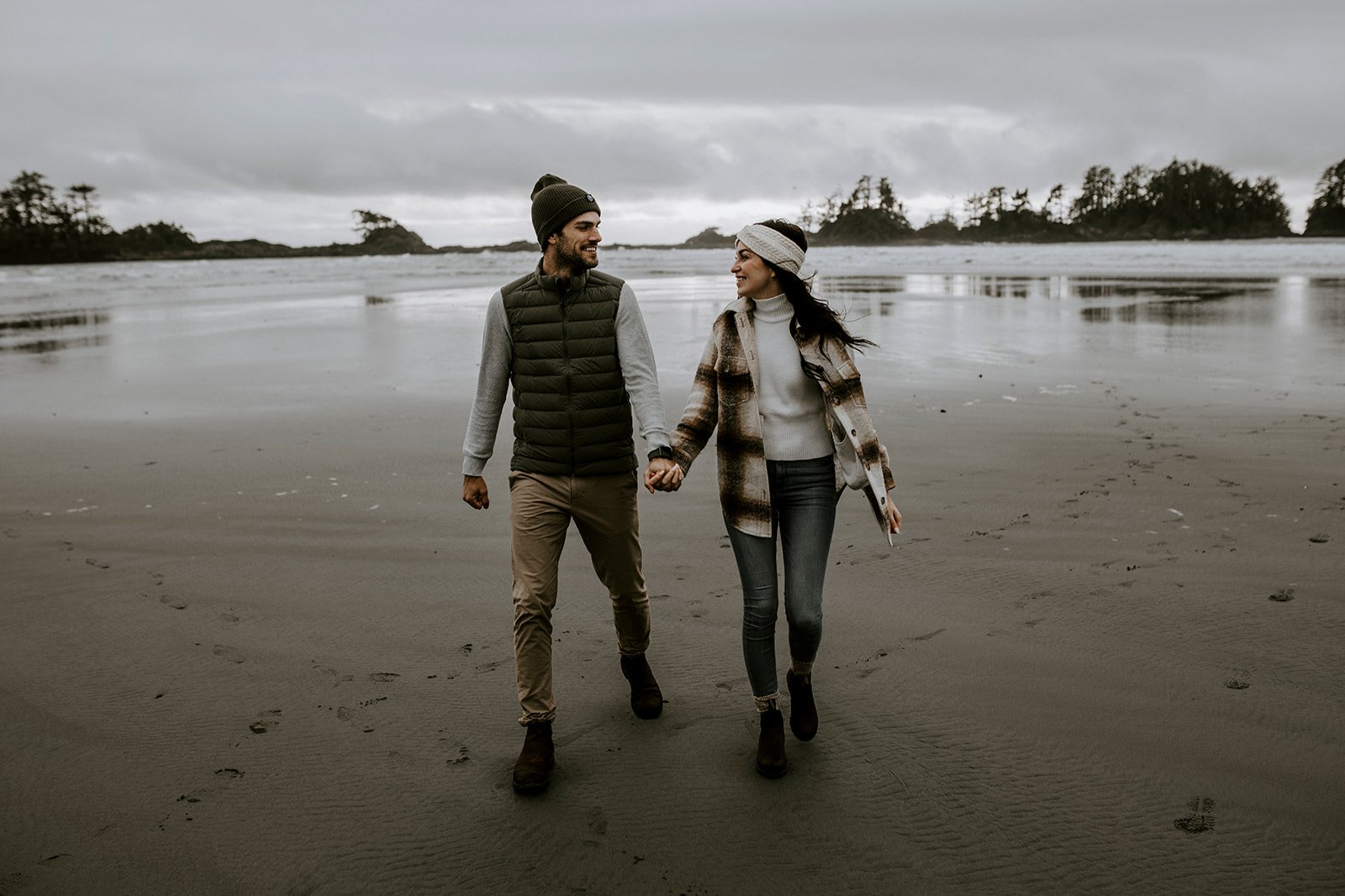 Vancouver Island engagement photography in tofino
