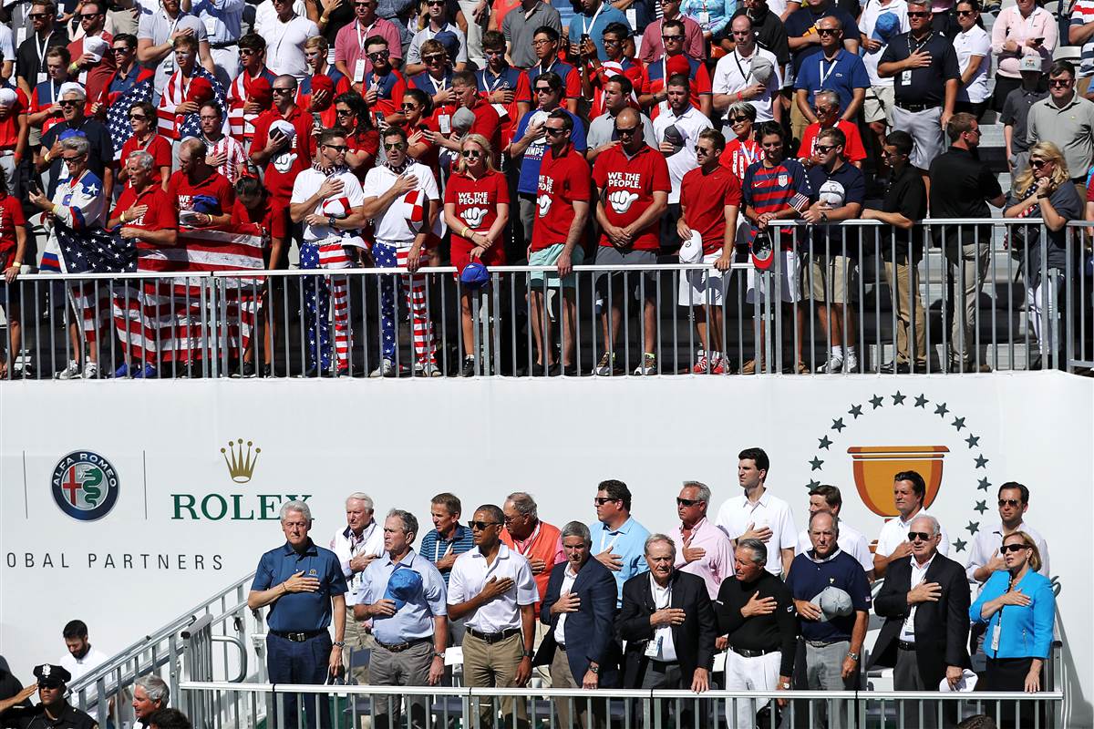 We The People fans tee-side with former Presidents Bill Clinton, George W. Bush & Barrack Obama.