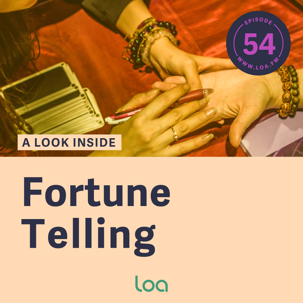 A Fortune Teller Tells Her Secrets