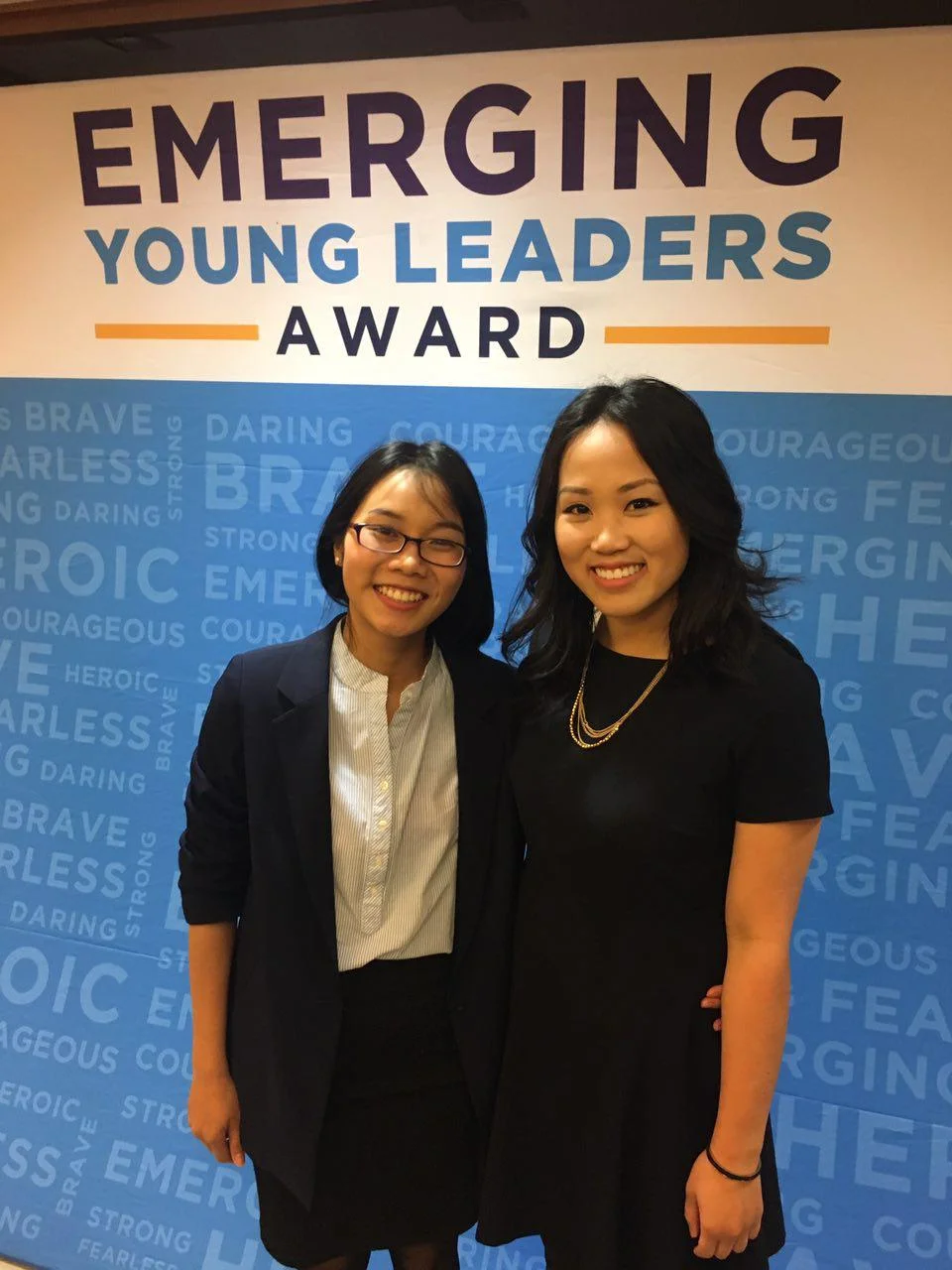 Quyên Lưu (left), of Todocabi.vn, is honored as one of ten global emerging young leaders by the U.S. State Department on May 4, 2017. (Photo: Loa/Nhựt Phó)