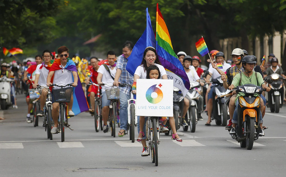 Việt Pride in Hà Nội 2014 (Photo courtesy: Nguyễn Thanh Tâm)