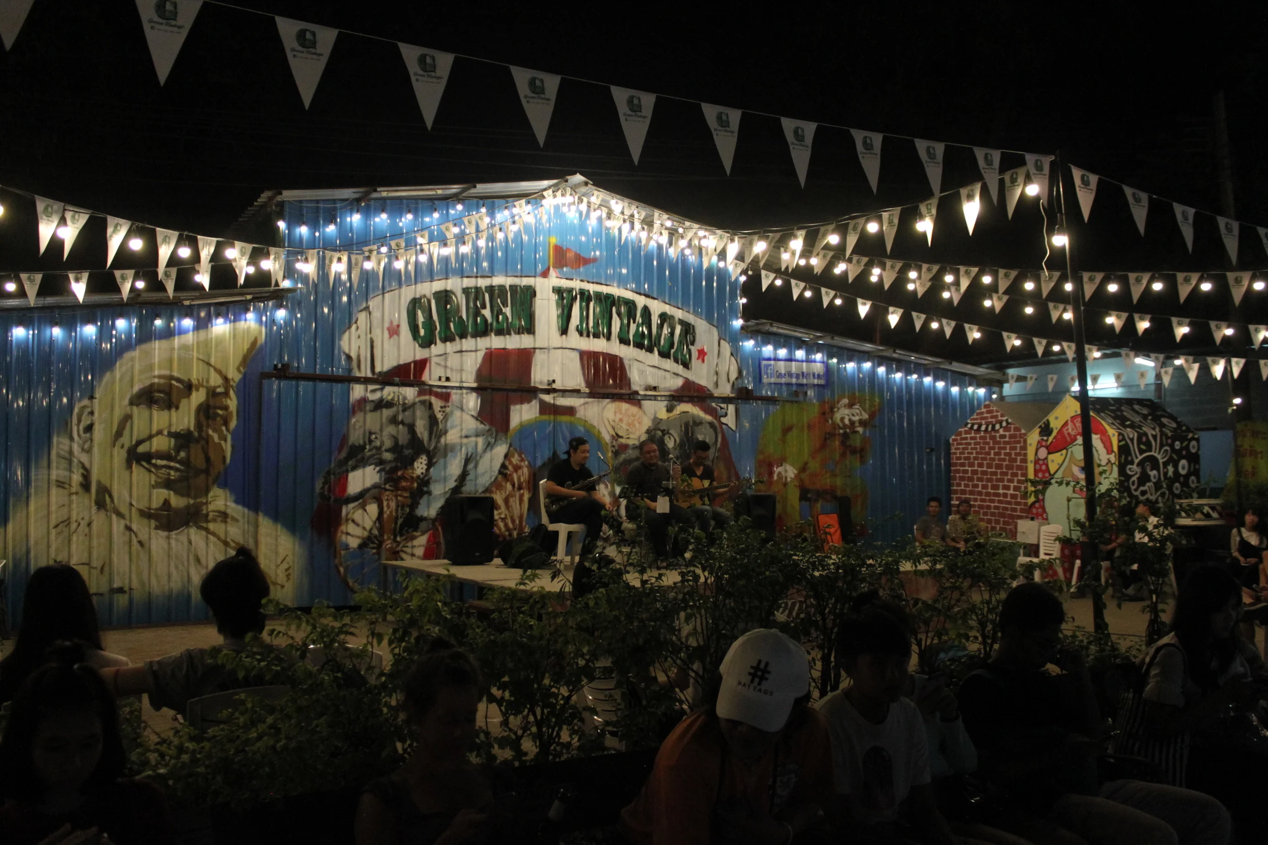 Live band, JJ Green Night Market