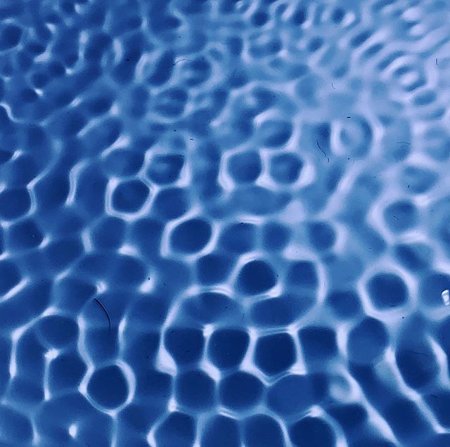 What is the shape of water? A fascinating project is shaping up as young designers explore water as a material for their designs through the senses of sight and sound. #sustainabledesign #pattern #tessellation #sustainablematerials #finalyrarproject