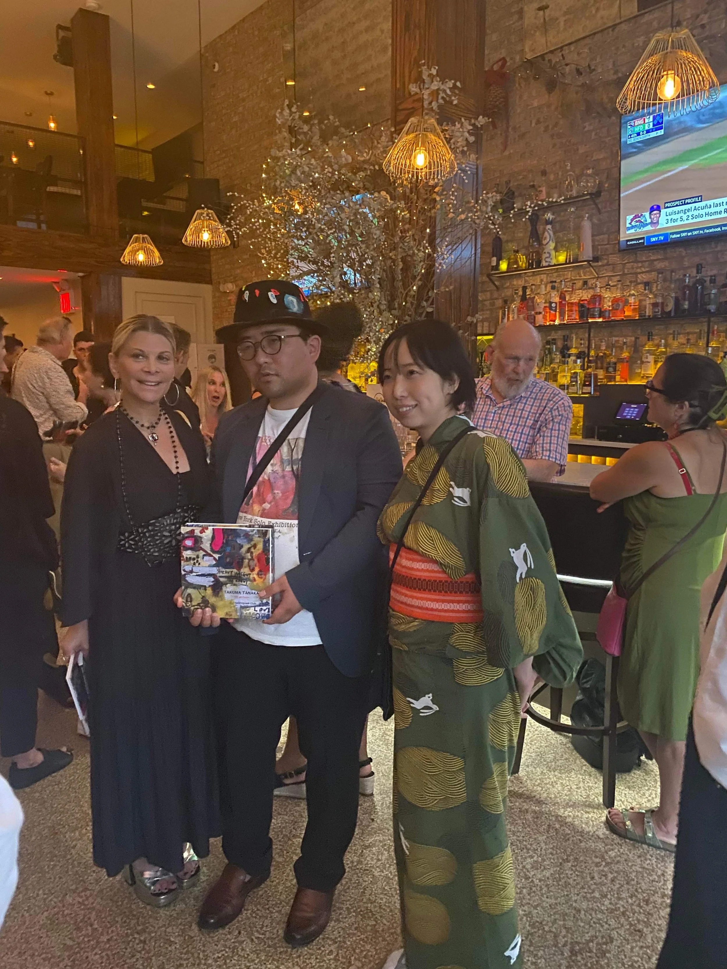 ７５％ success in NYC exhibition and FOX５