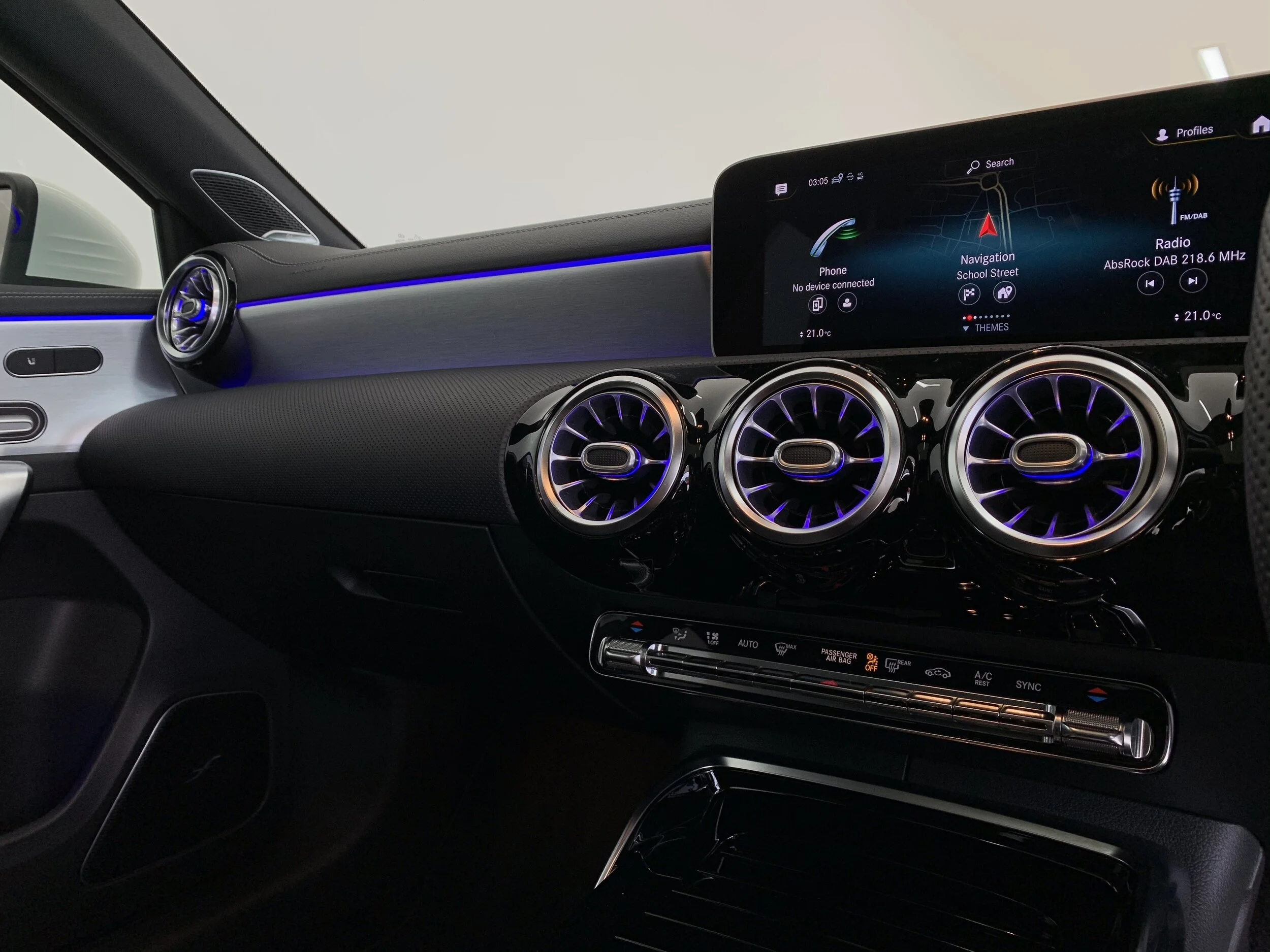 87EC1745-6A31-4831-8BC3-7161720DA785