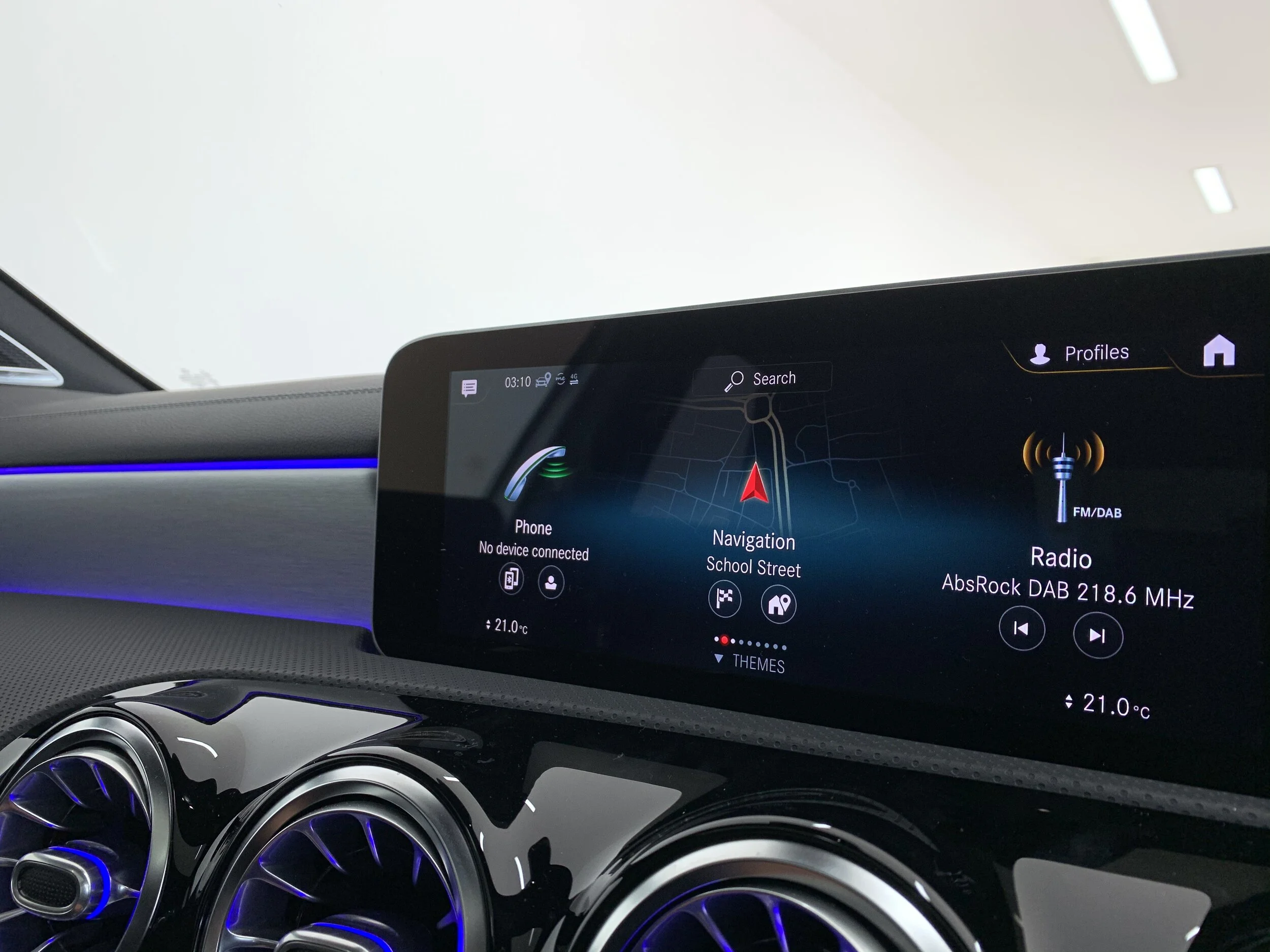 8F551FF8-8FB6-447A-9095-1D3B07E04BFA