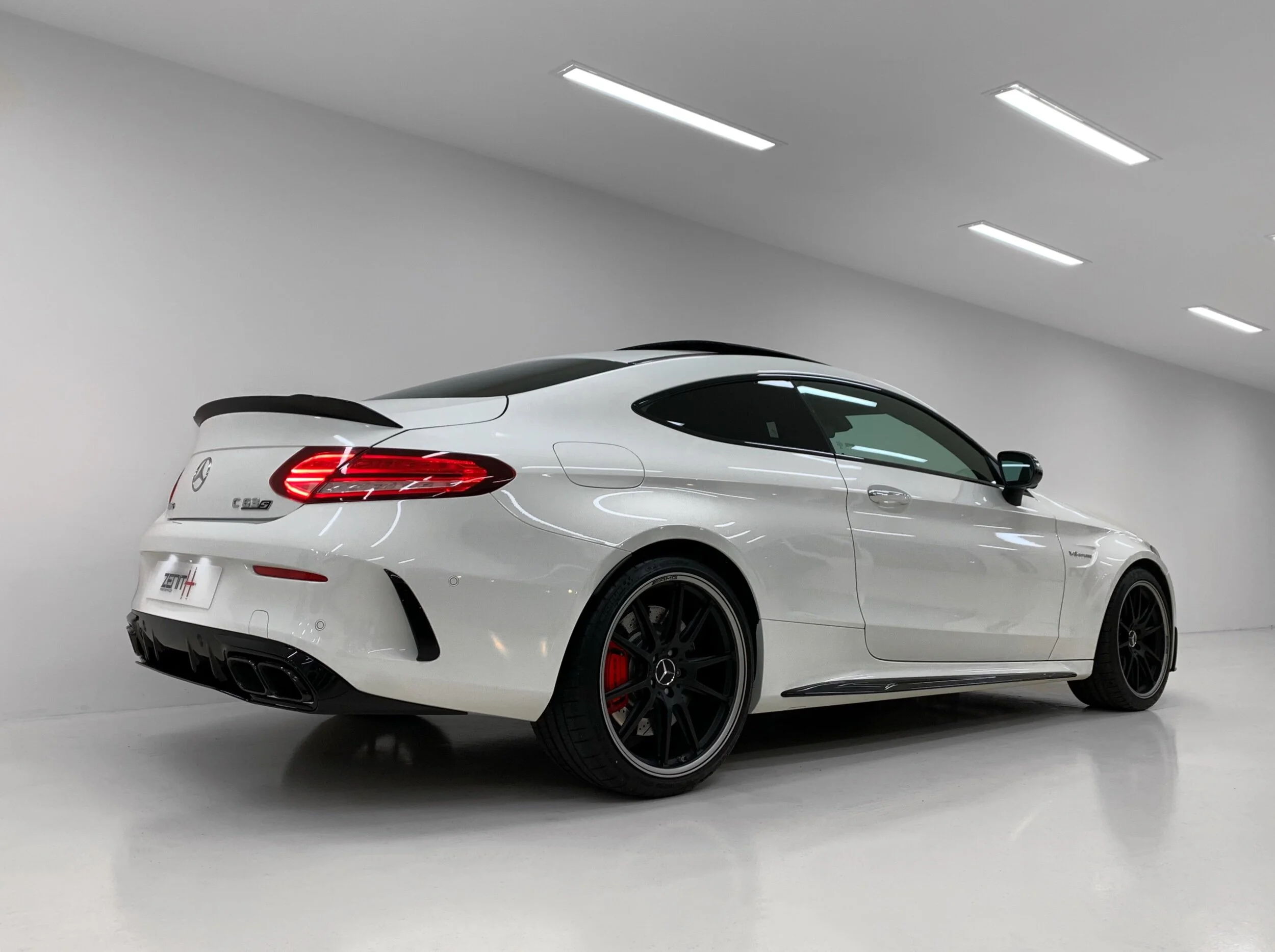 D6DDFEAF-826B-47E3-B9C7-3101A34BB073