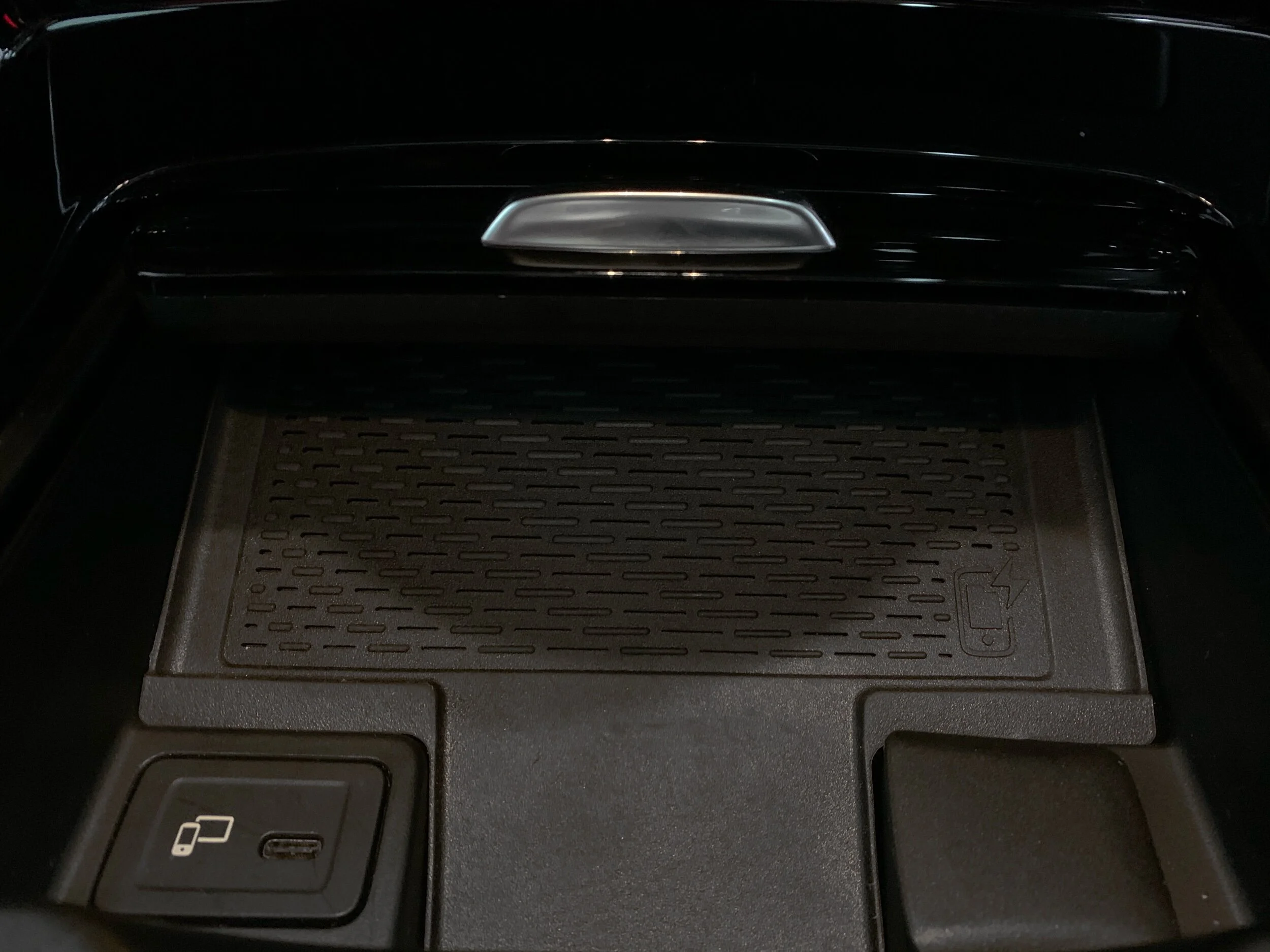 691C0AD7-DAF5-4F32-B04C-7D0A08D3F083