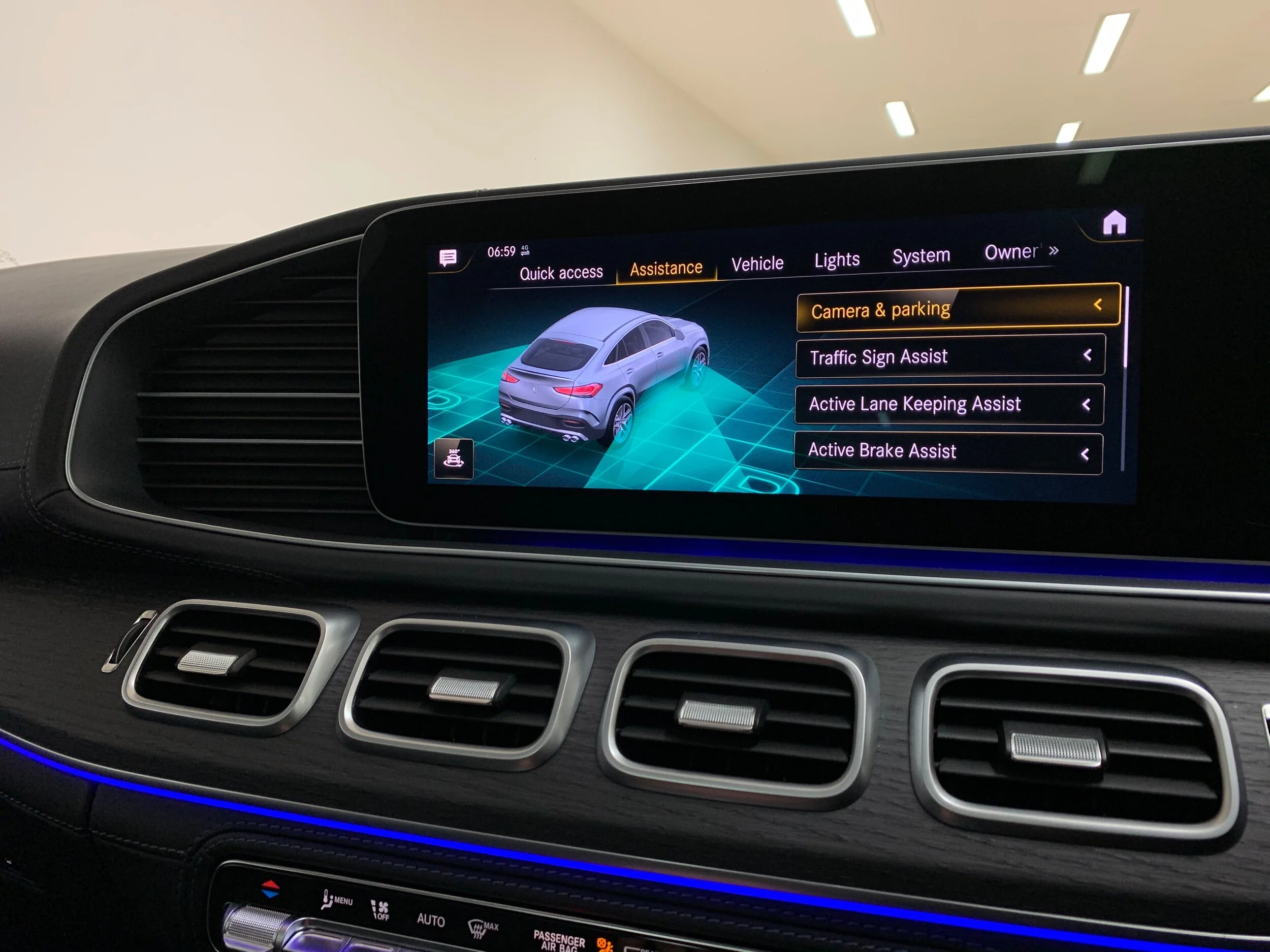 06415F7B-30FA-4589-9F8F-E3B87F440365