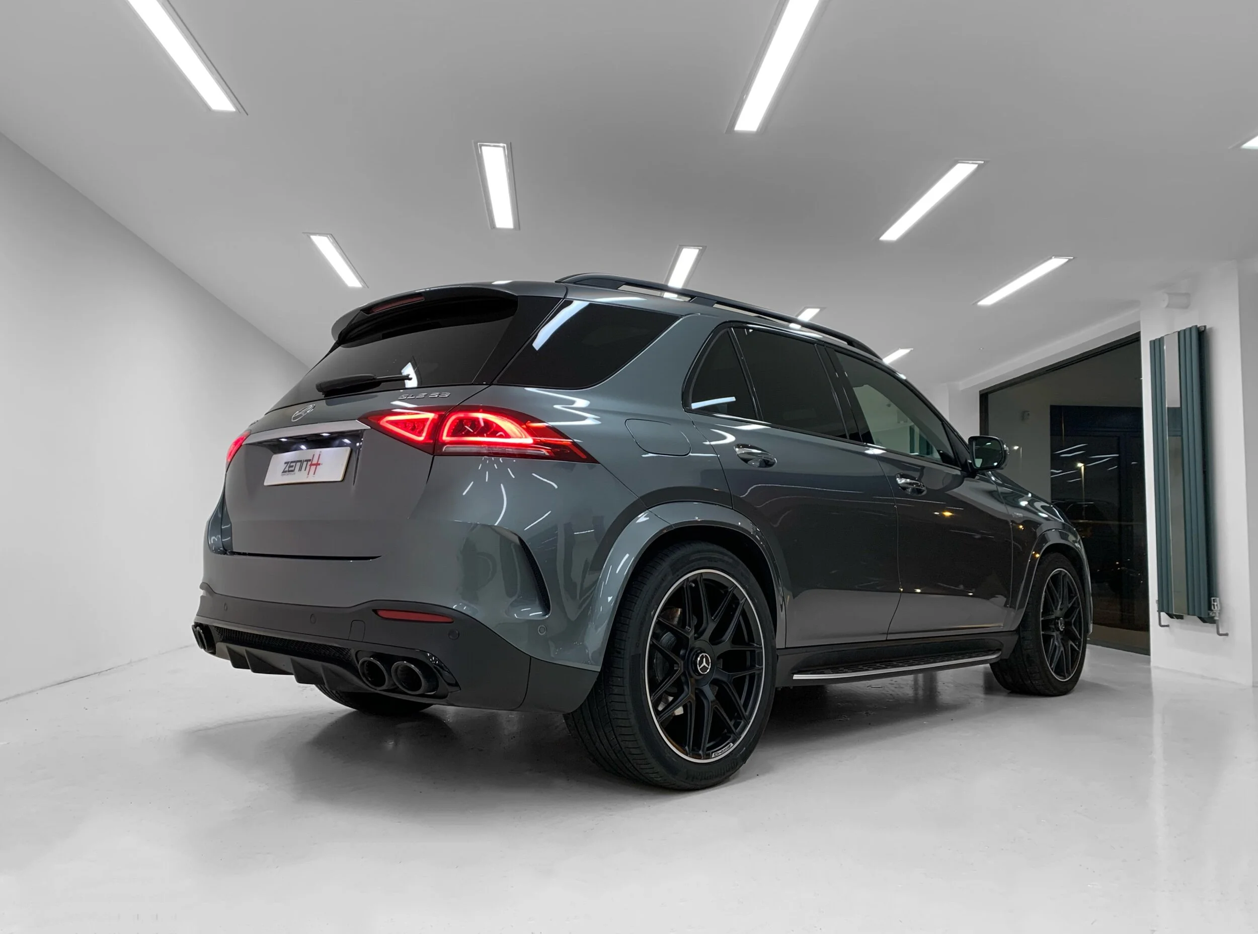 AE3A8679-D225-49AF-BB33-E06475DDF6E1