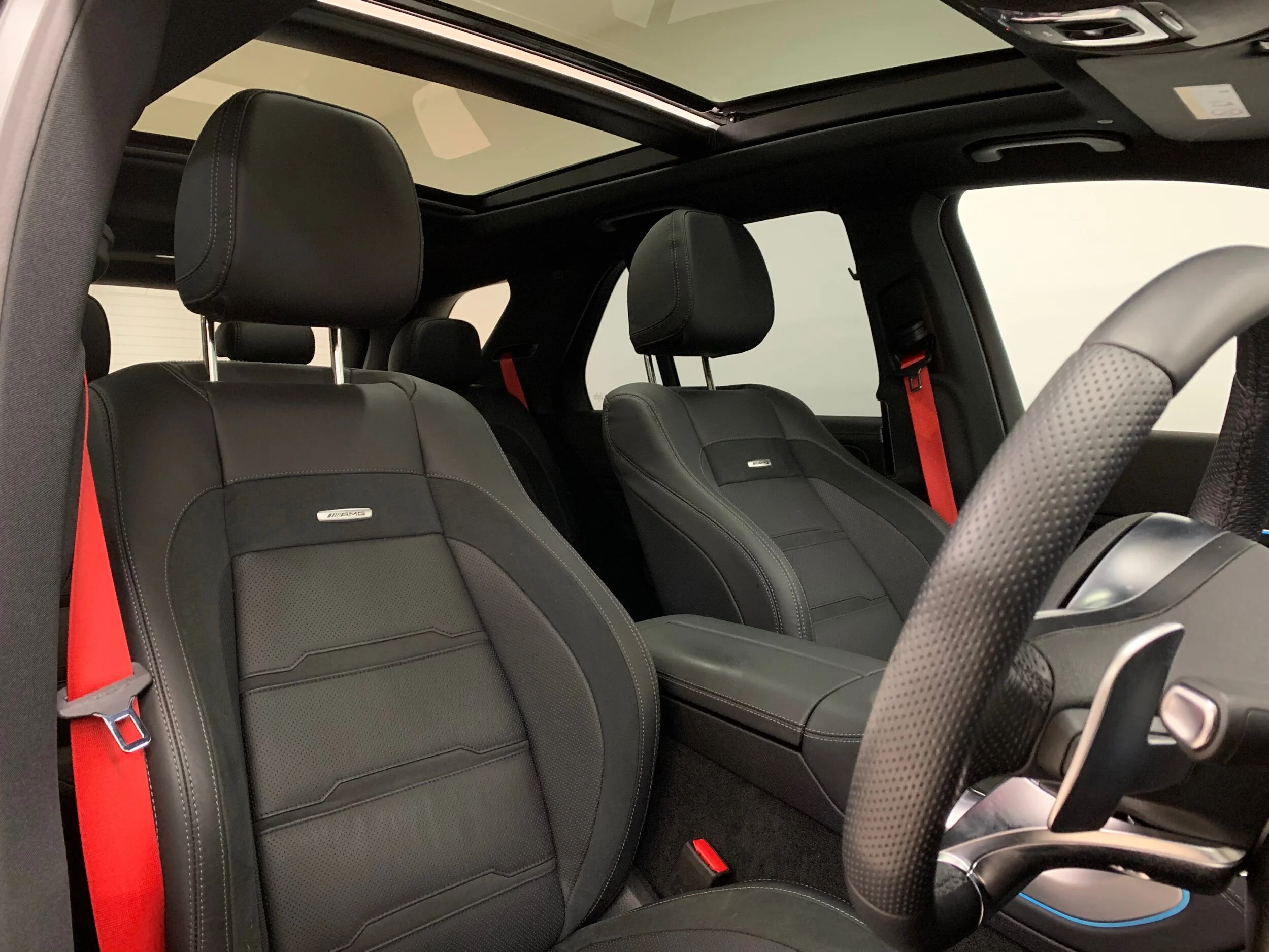 E5B17109-228B-47D2-B436-7EE866B89E18