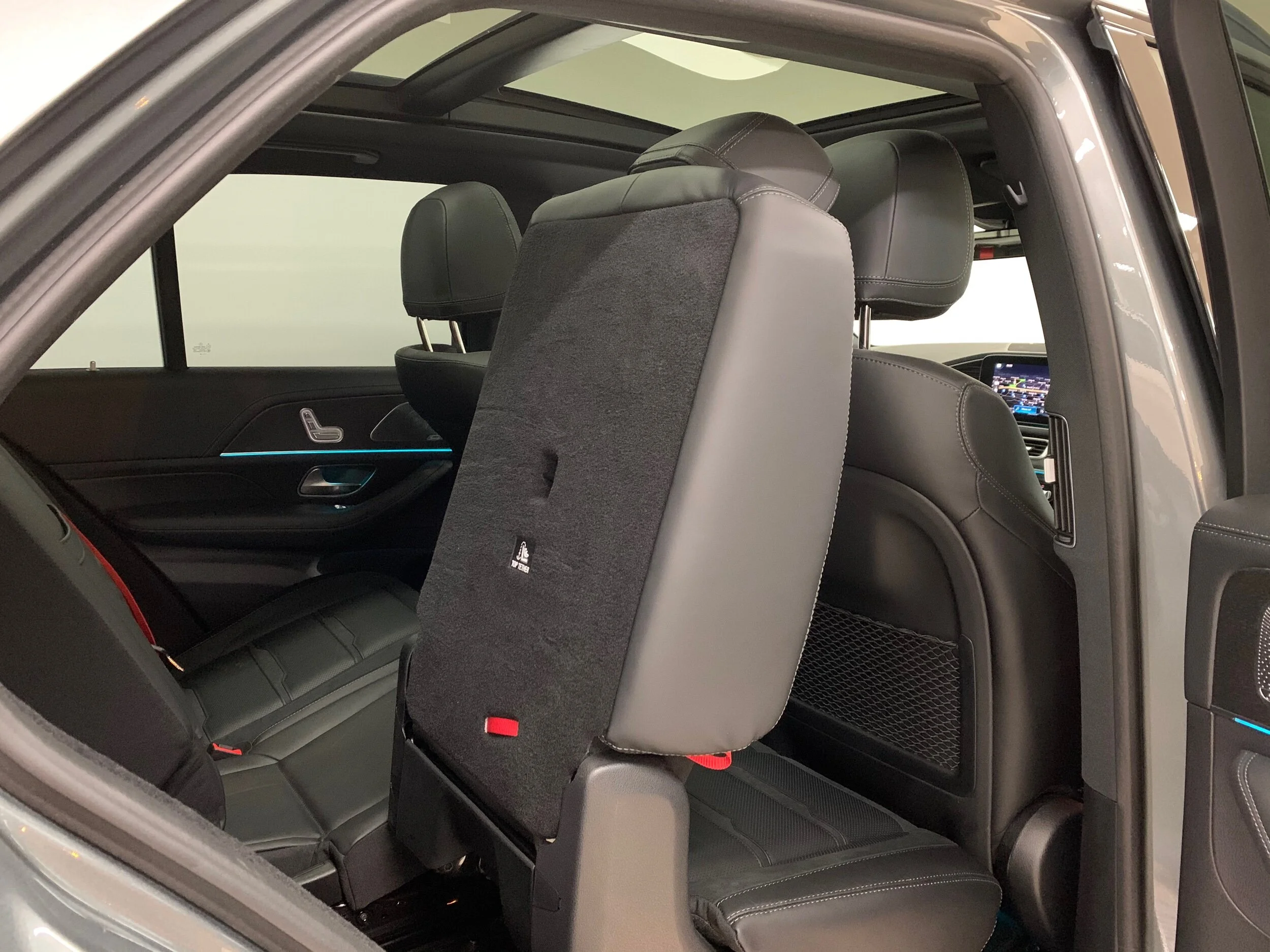 B0A0B969-8072-4D6A-BD9A-EBB54BF00300