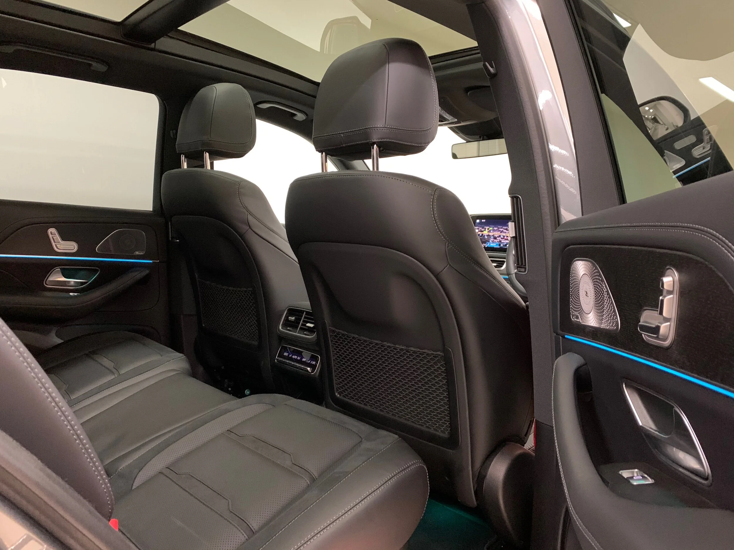 7D246153-5A14-49B6-B8B0-25316061BDA5