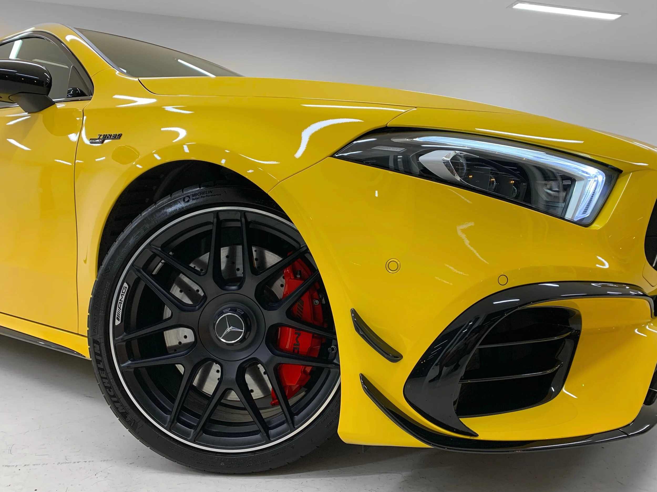 BCCA5285-912C-470F-A035-BB6CFF78F4A8