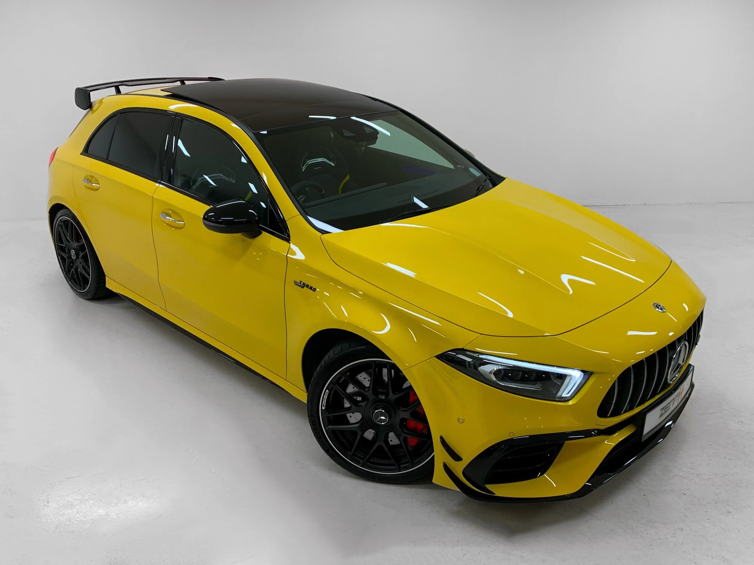 0684D174-C098-47AF-9547-7952A4AF9C19