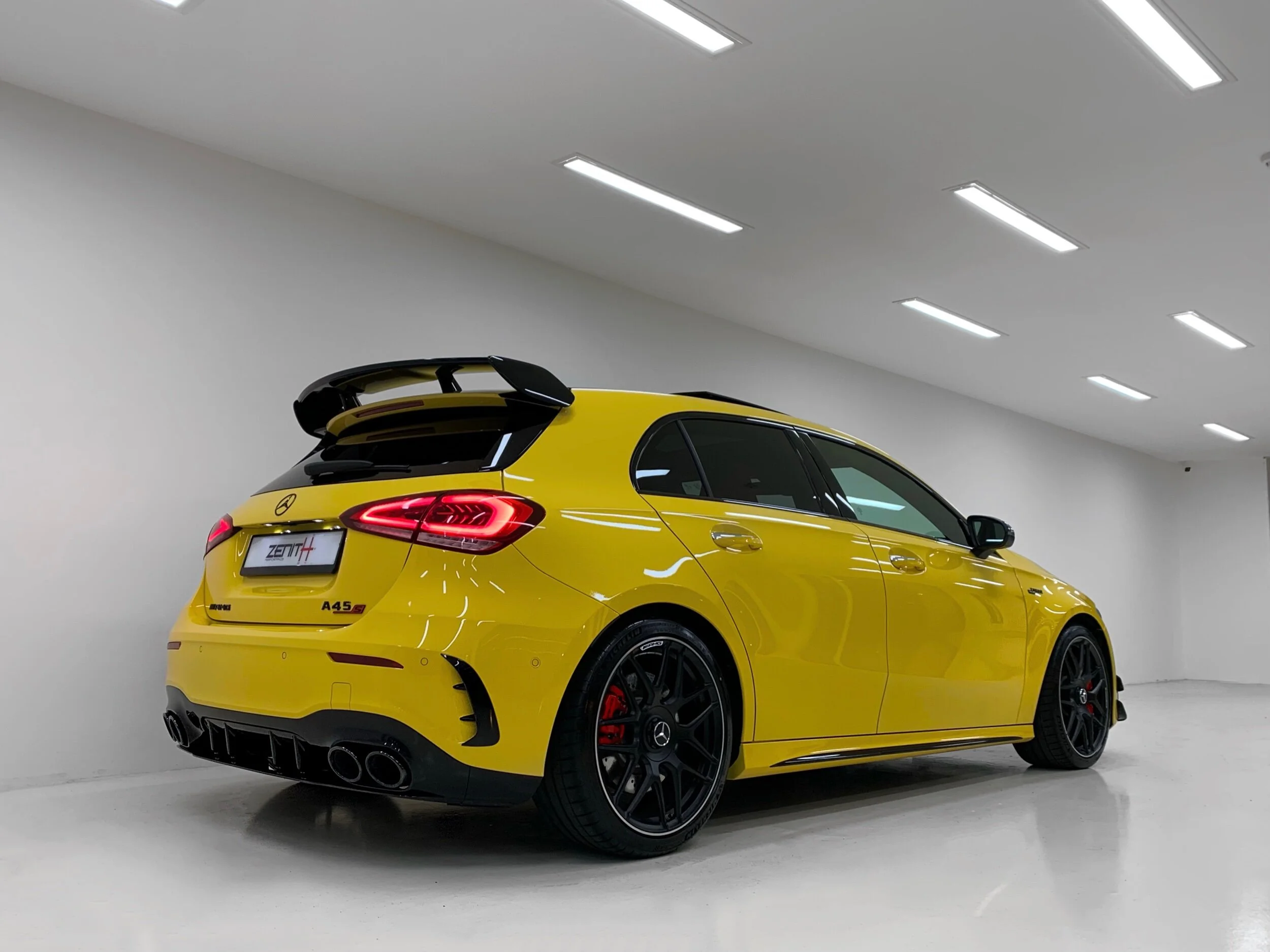 5F91CA7B-9081-4414-AB31-79A43D76B10C