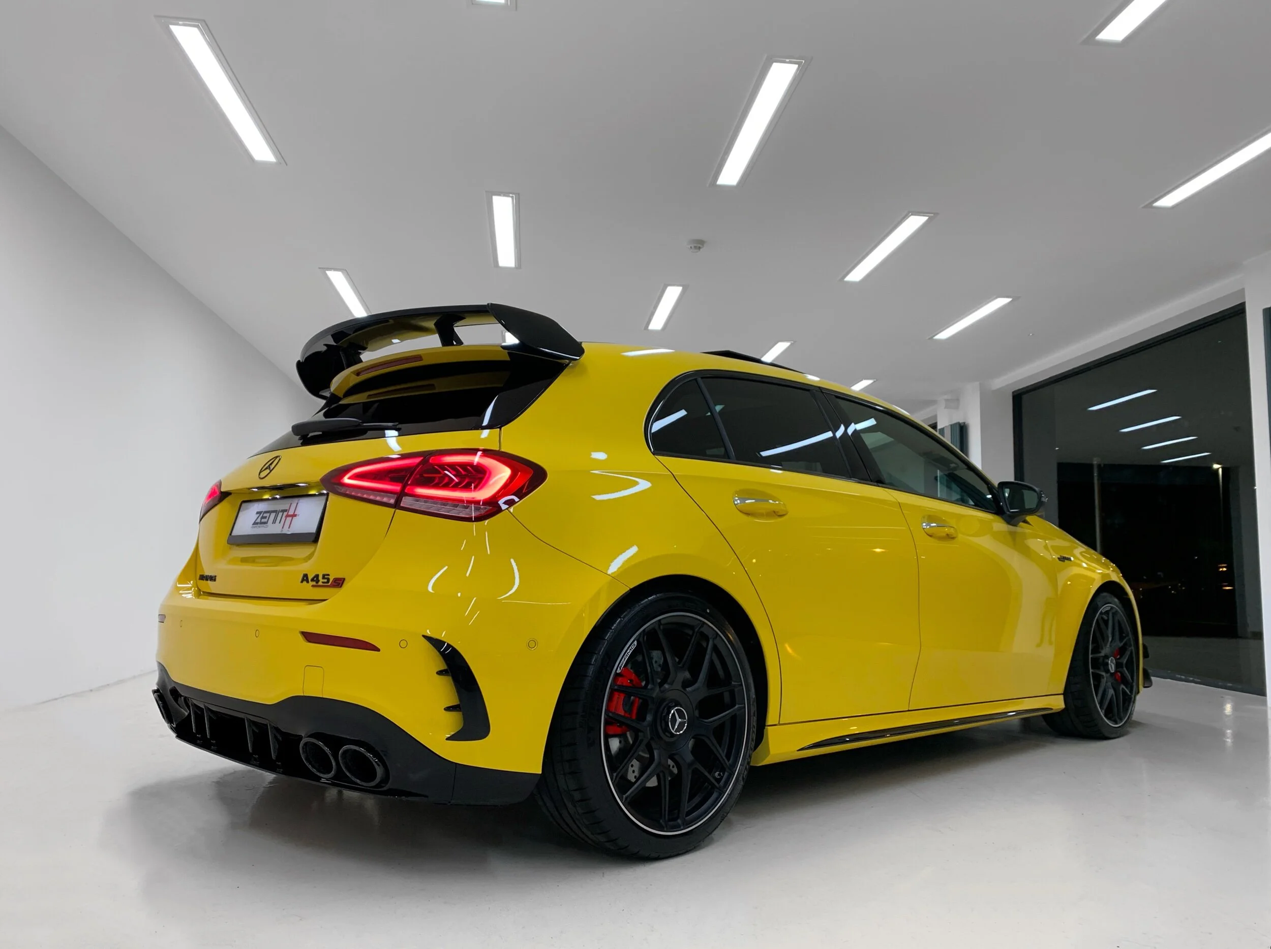 6751BC79-26A1-4B92-A3CC-55AAE5B122CE