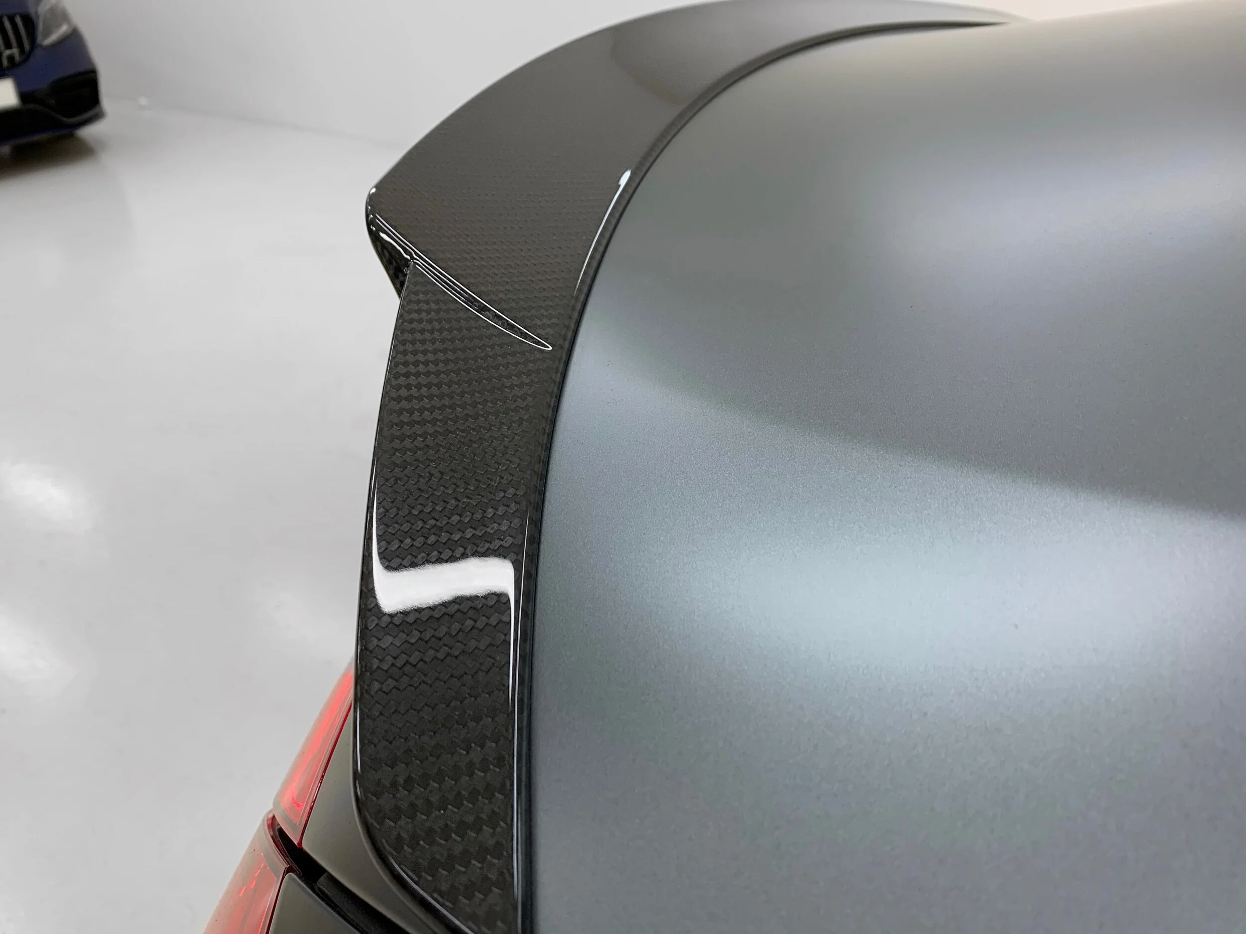 74889B94-9636-423E-A8F3-B9EFA727FE5B