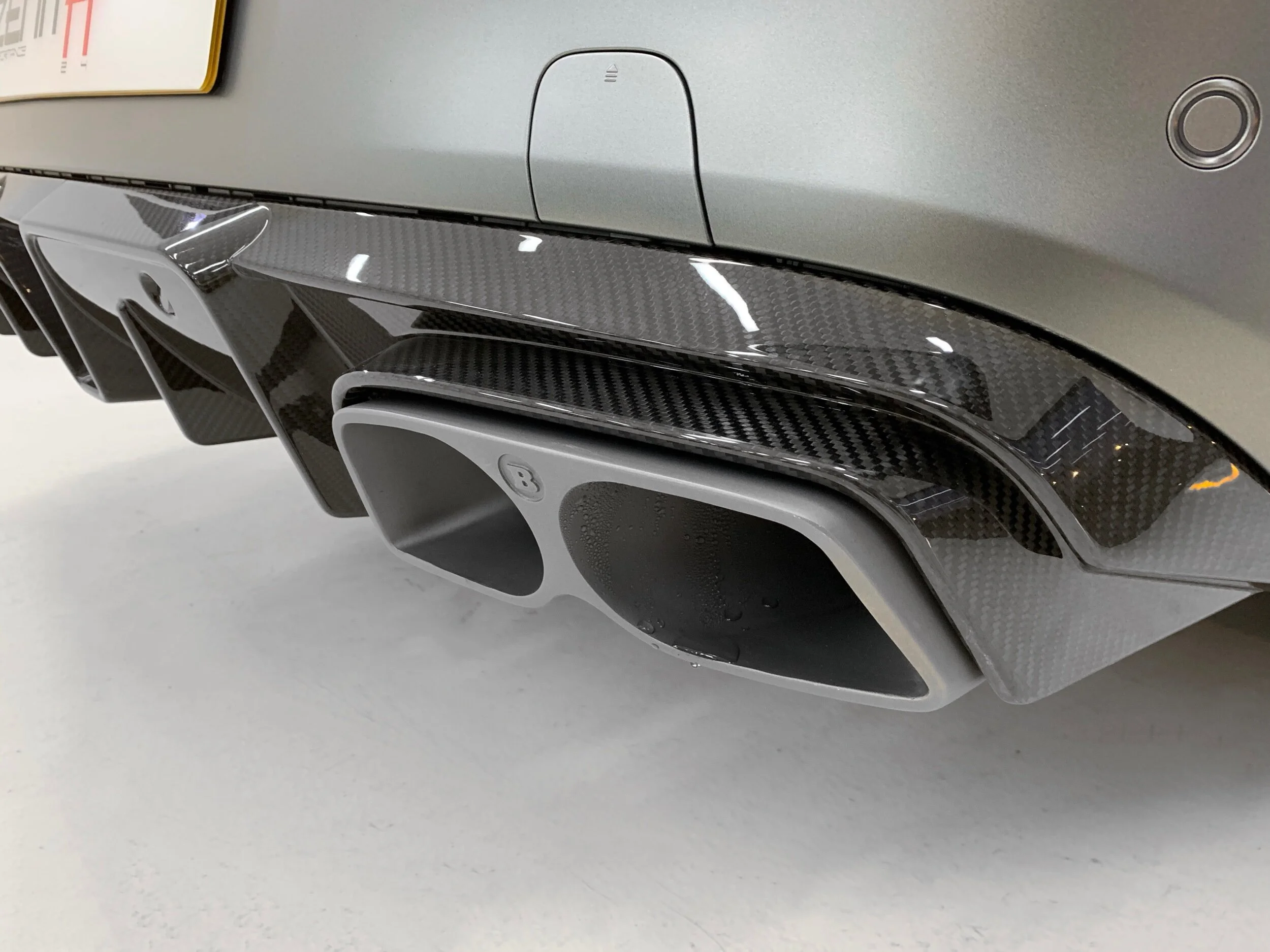 2D5B33B9-307C-4136-8283-5BA37F3B6D90