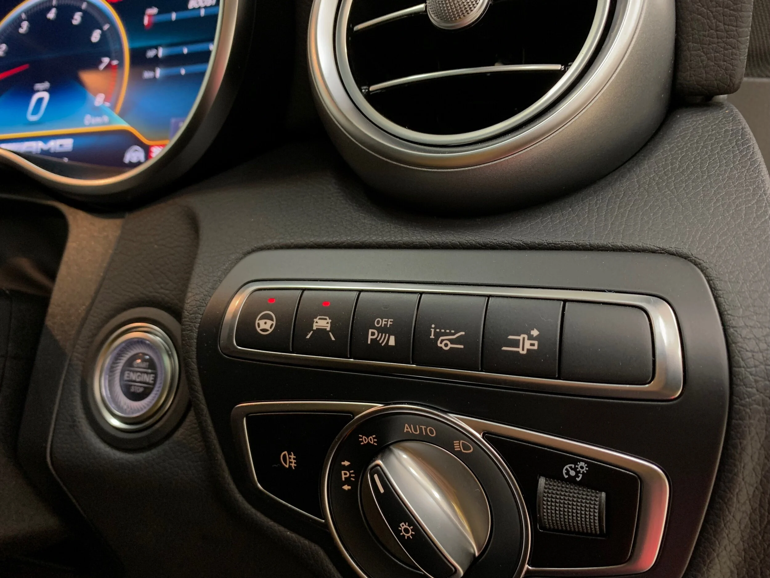 4CE71288-9118-40CE-B6E6-7089FBC8E750