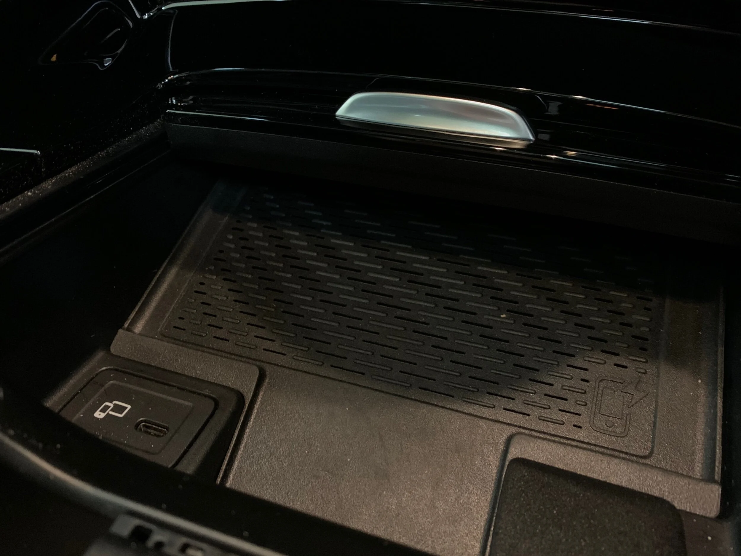 B67B567A-C56E-4636-80C4-DE3A7DDAAC5B